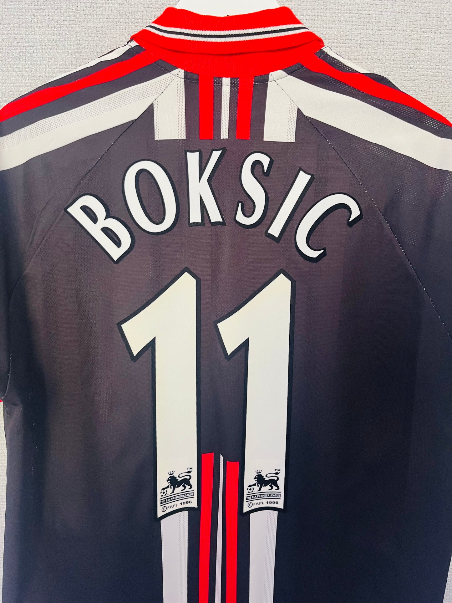 Middlesbrough away football shirt 2000/01 Boksic Medium