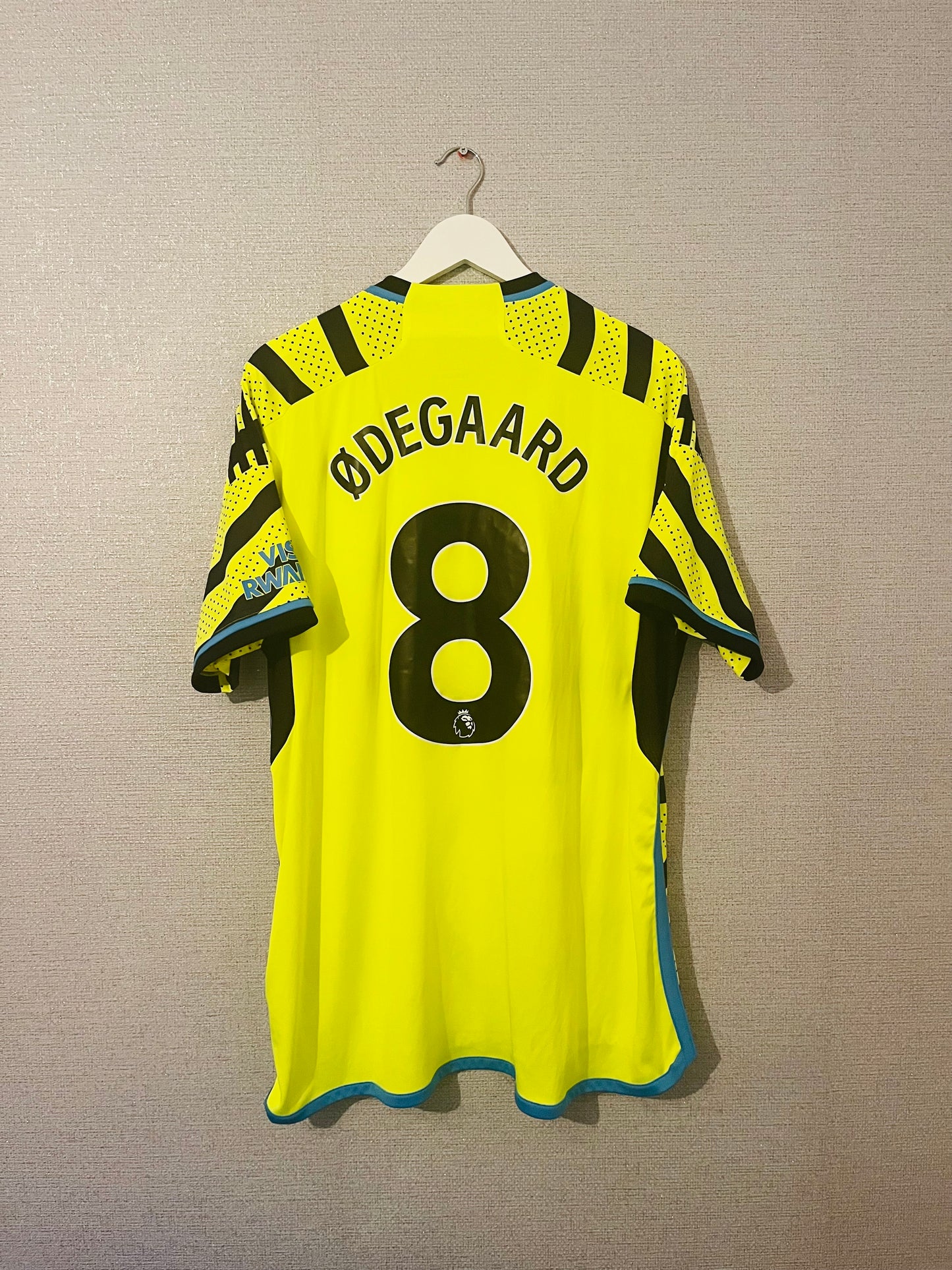 Arsenal away football shirt 2023/24 Odegaard XL