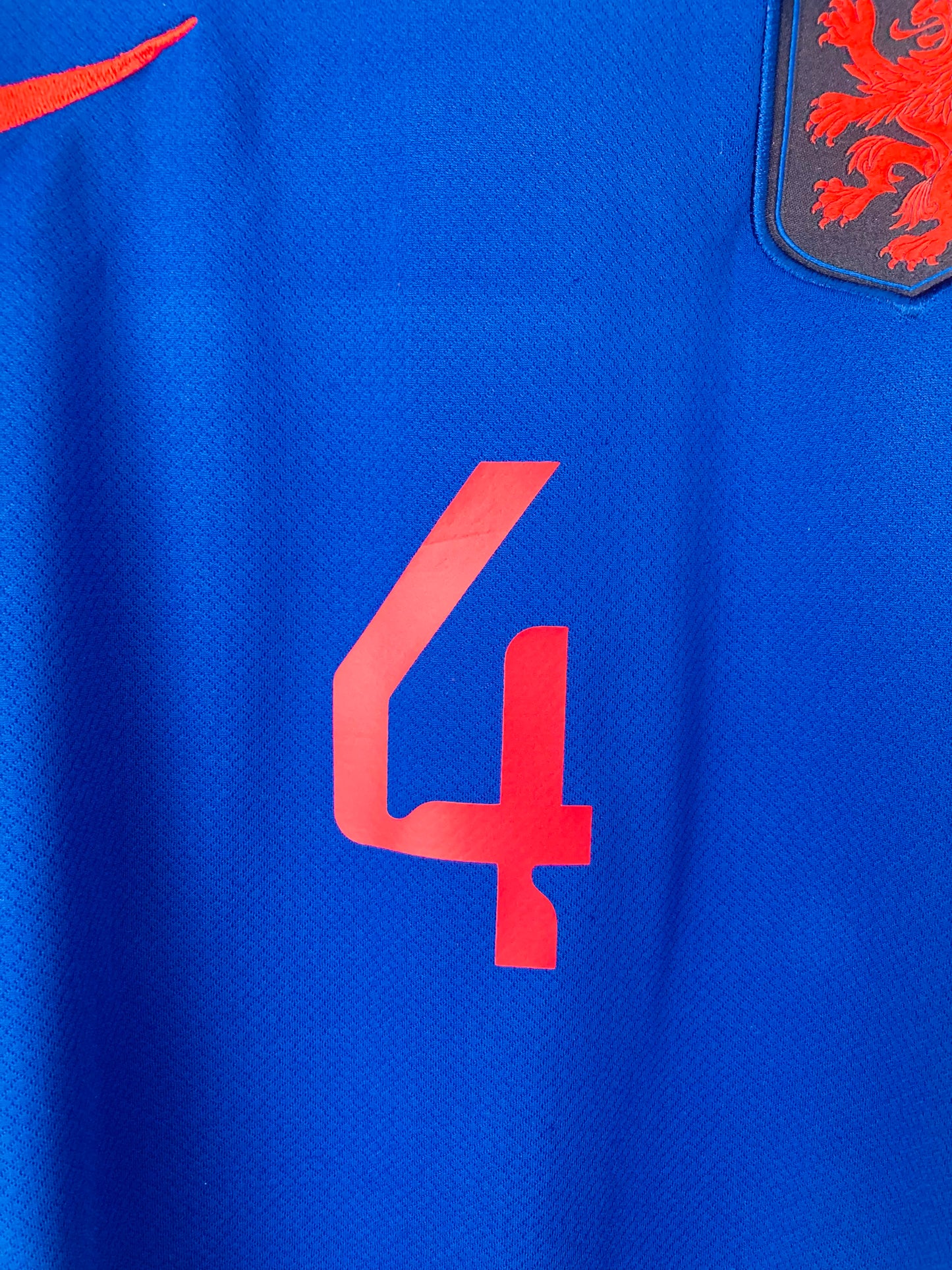 Holland Netherlands away football shirt
2022/23
Van Dijk Large