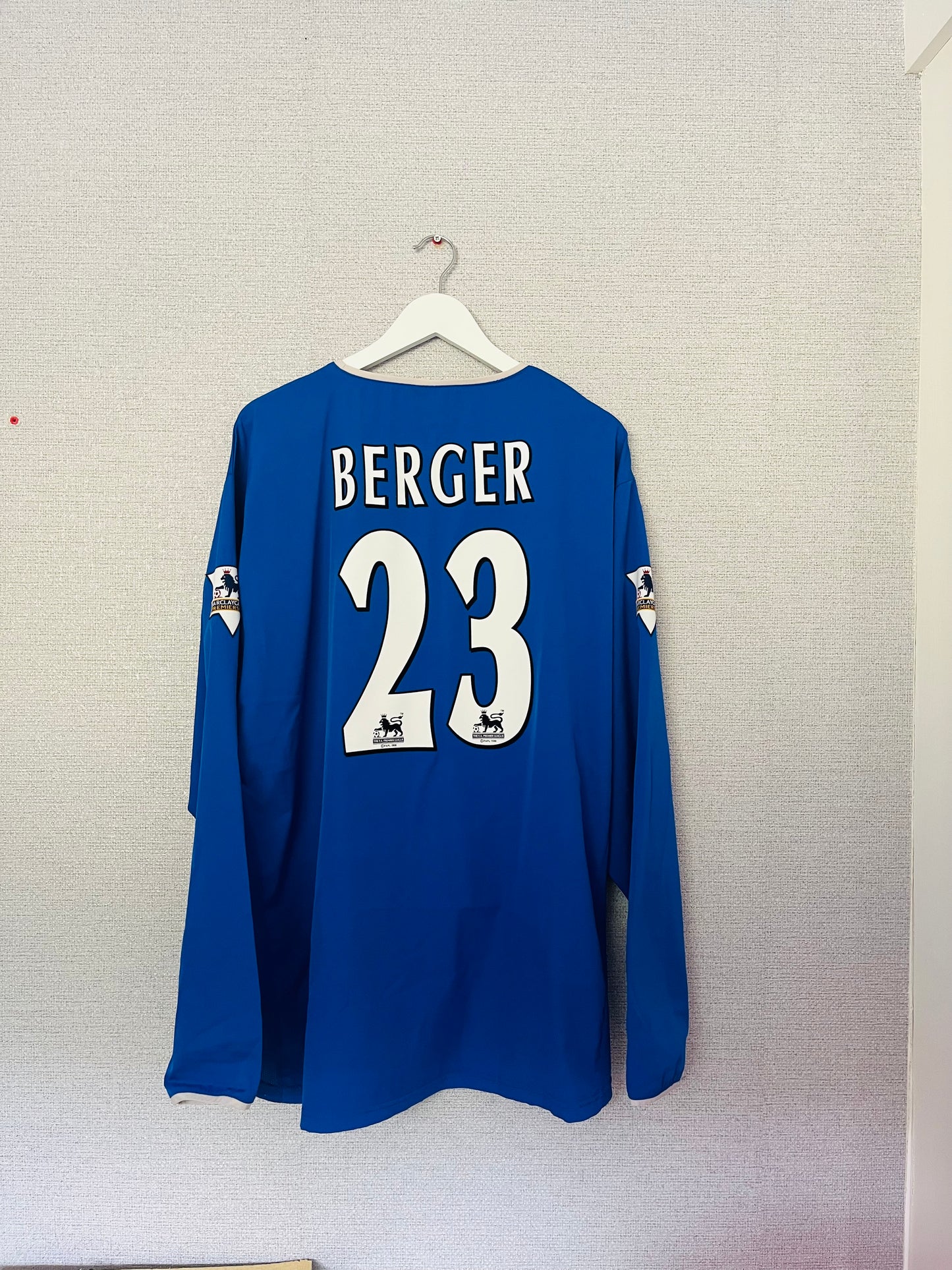 Portsmouth home football shirt 2003/05 XXL Berger