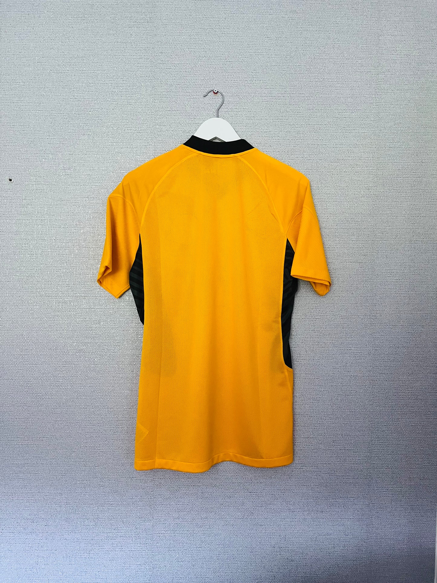 Kaizer Chiefs home football shirt 2021/22 Medium