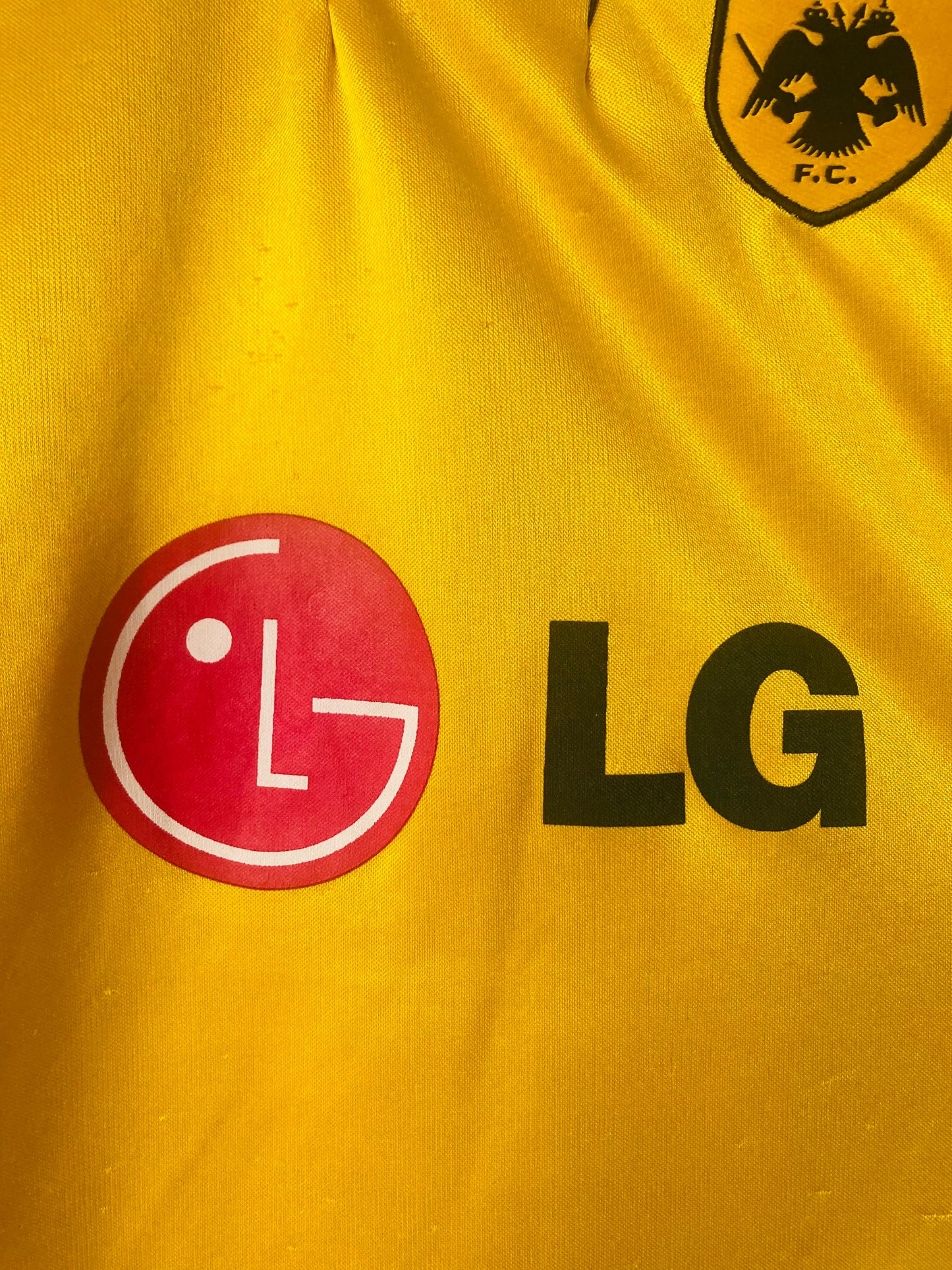 AEK Athens home football shirt
2007/08 Rivaldo Medium