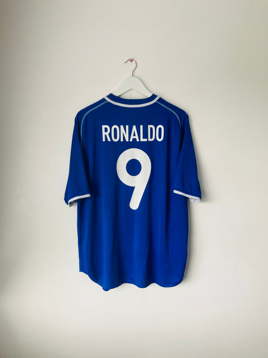 Brazil away football shirt
2000/02 Ronaldo Large