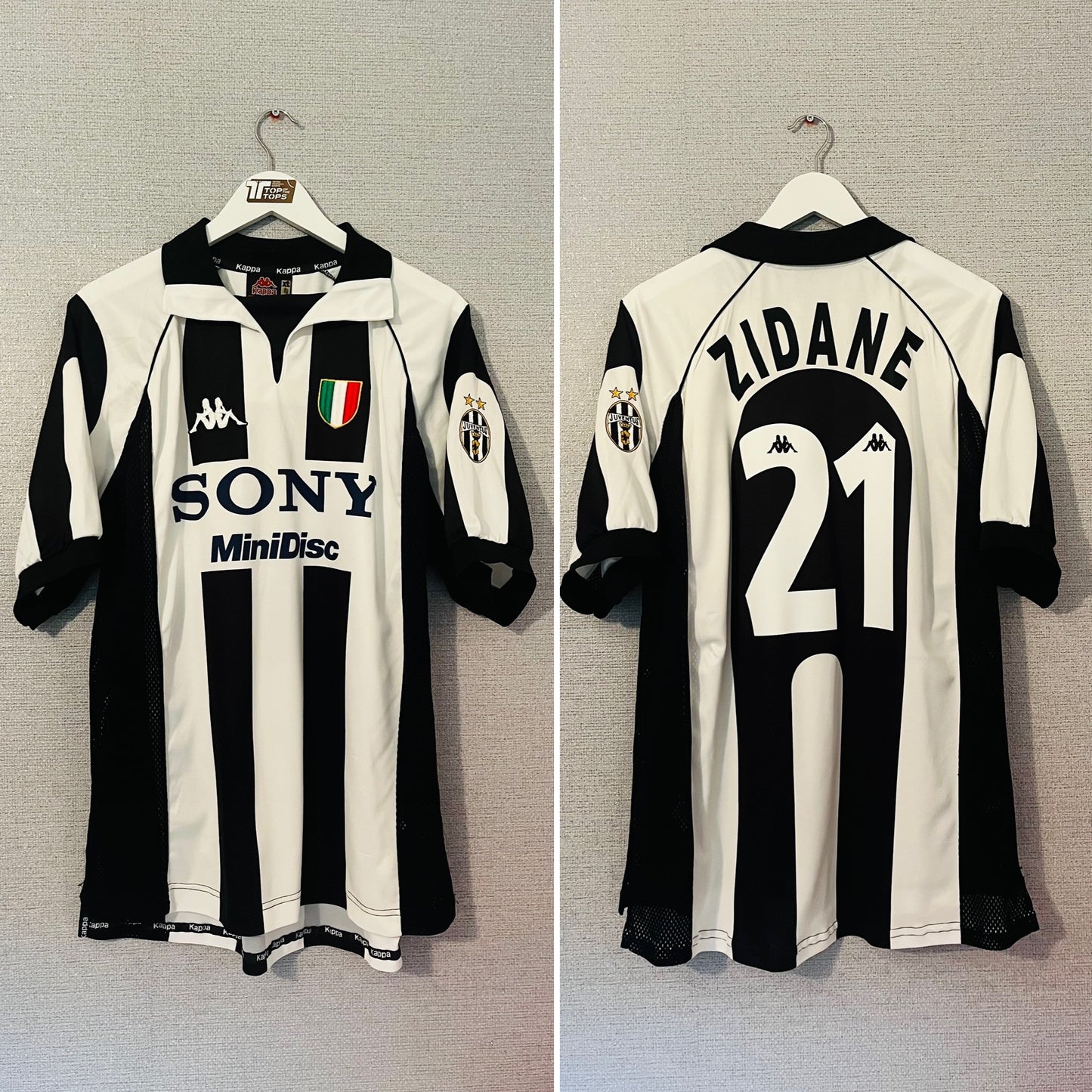 Juventus home football shirt
1997/98 Zidane XL