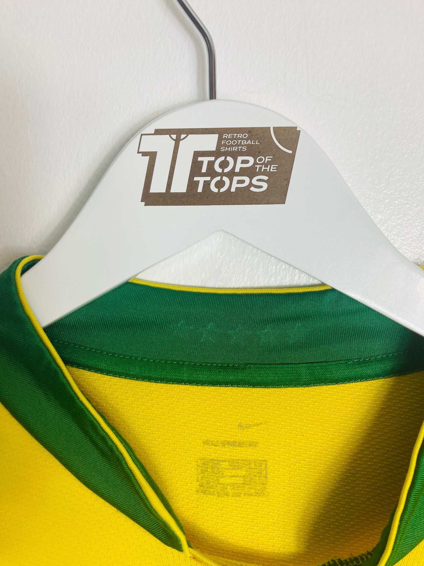 Brazil home football shirt 2006/07 R9 Large