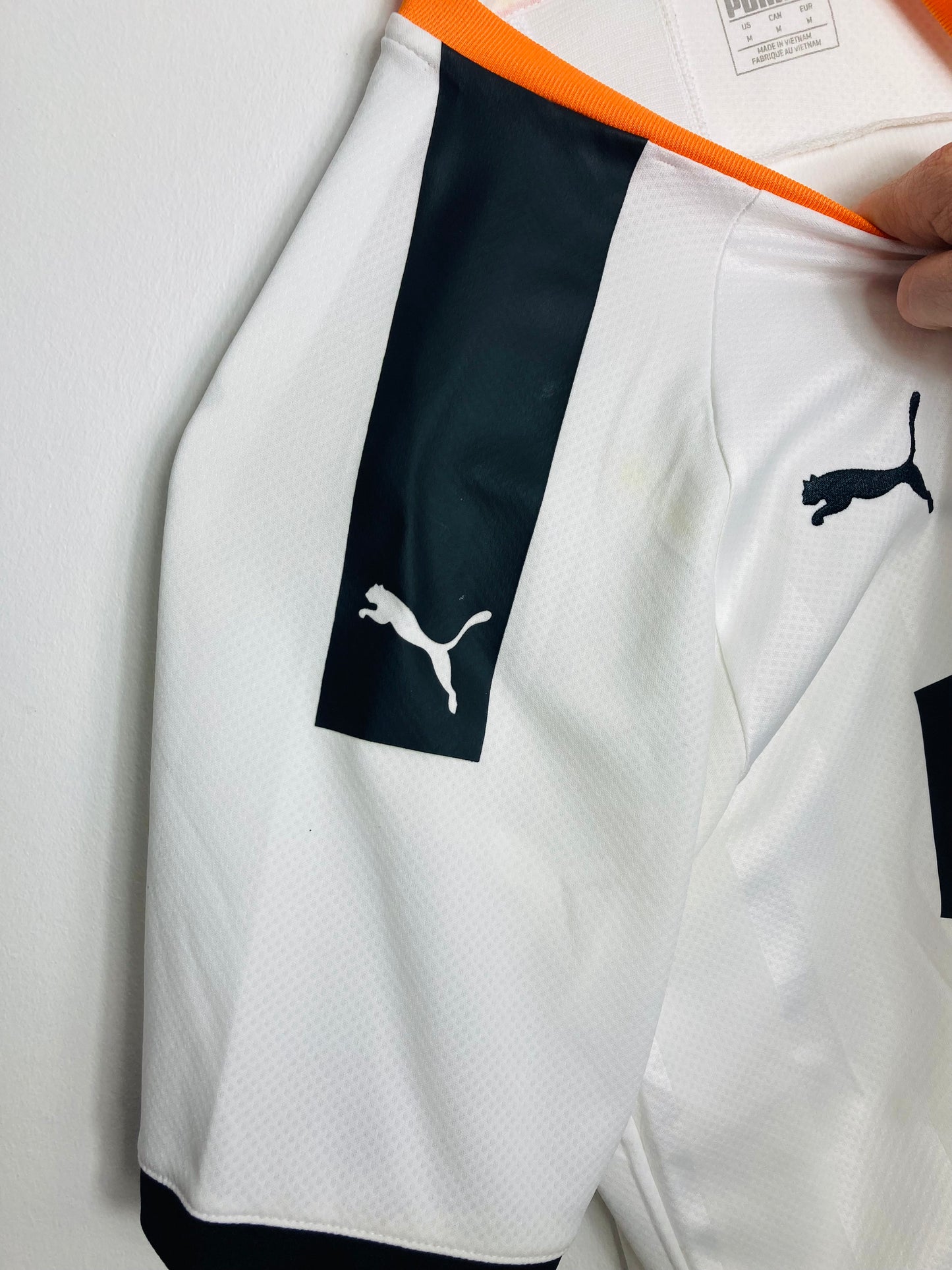 Valencia home football shirt 2019/20 medium