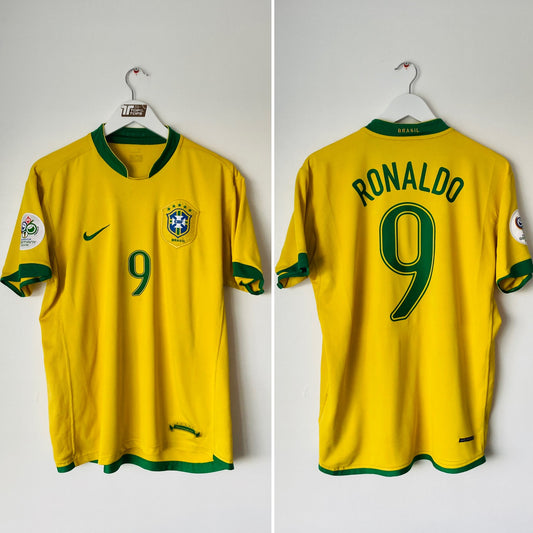 Brazil home football shirt         W/C 2006 R9 Large