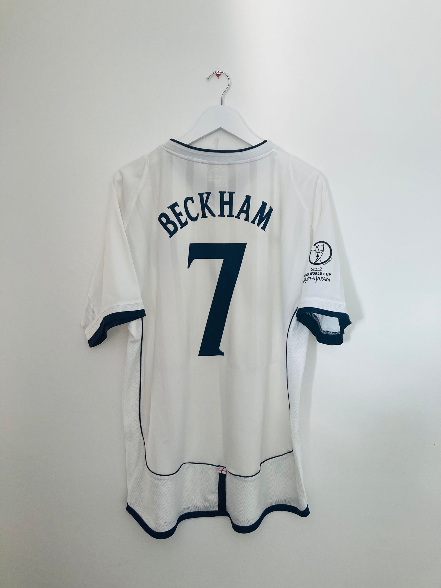 England home football shirt
W/C 2002 Beckham XL
