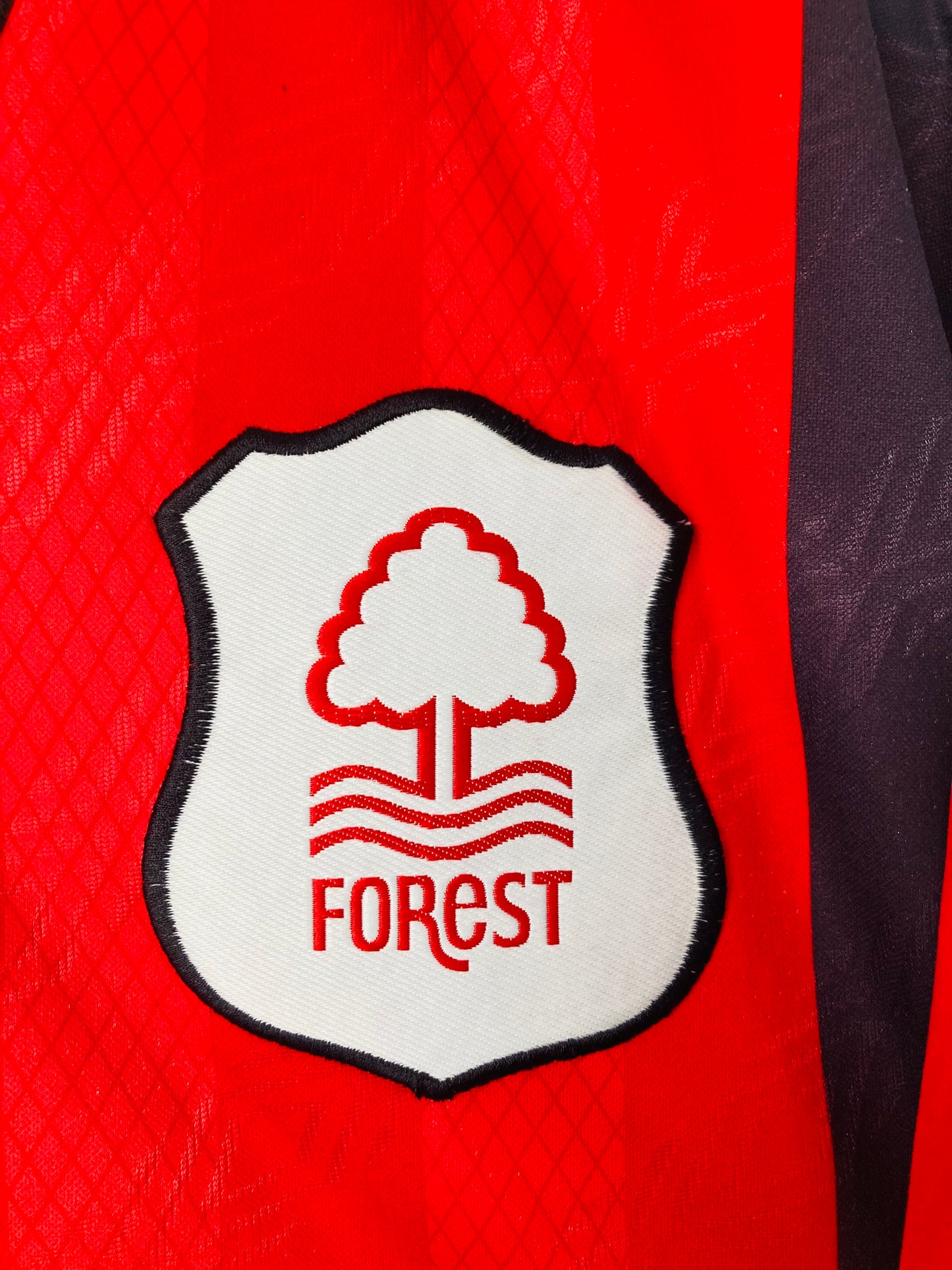 Nottingham Forest home football shirt
1994/96 Collymore Medium