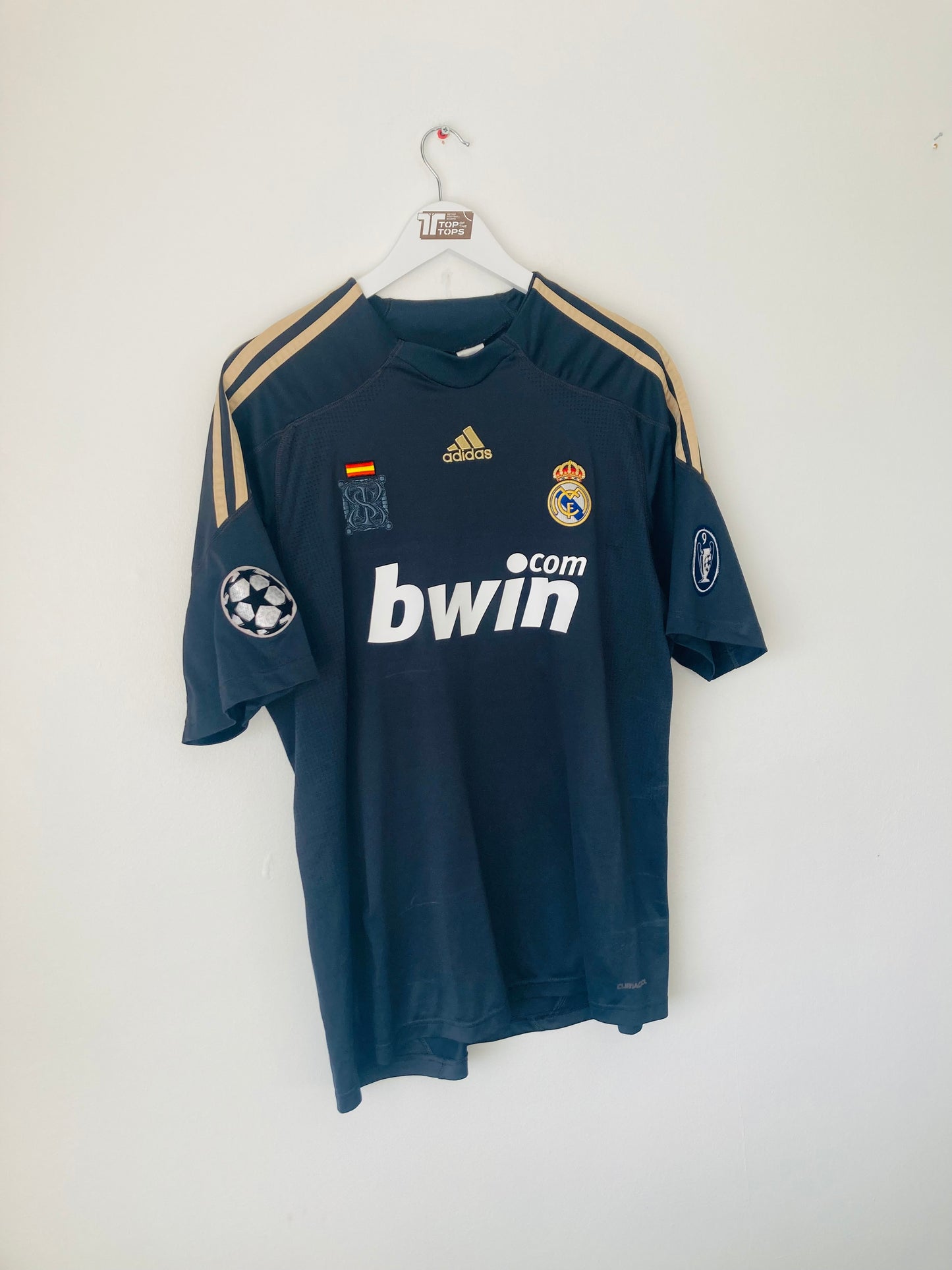 Real Madrid third football shirt (sample)
2009/10
Cristiano Ronaldo 9 Large