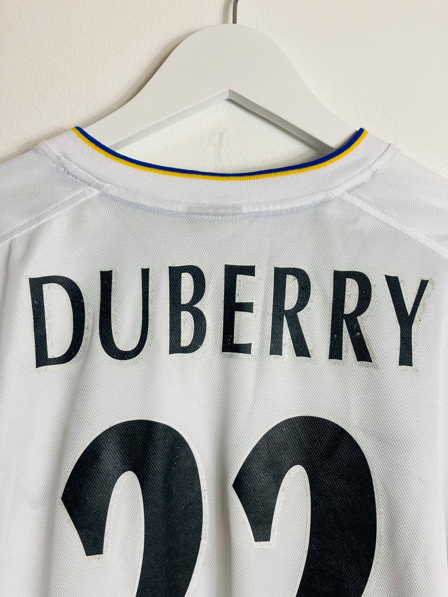 Leeds United home football shirt
2000/02 Duberry Large