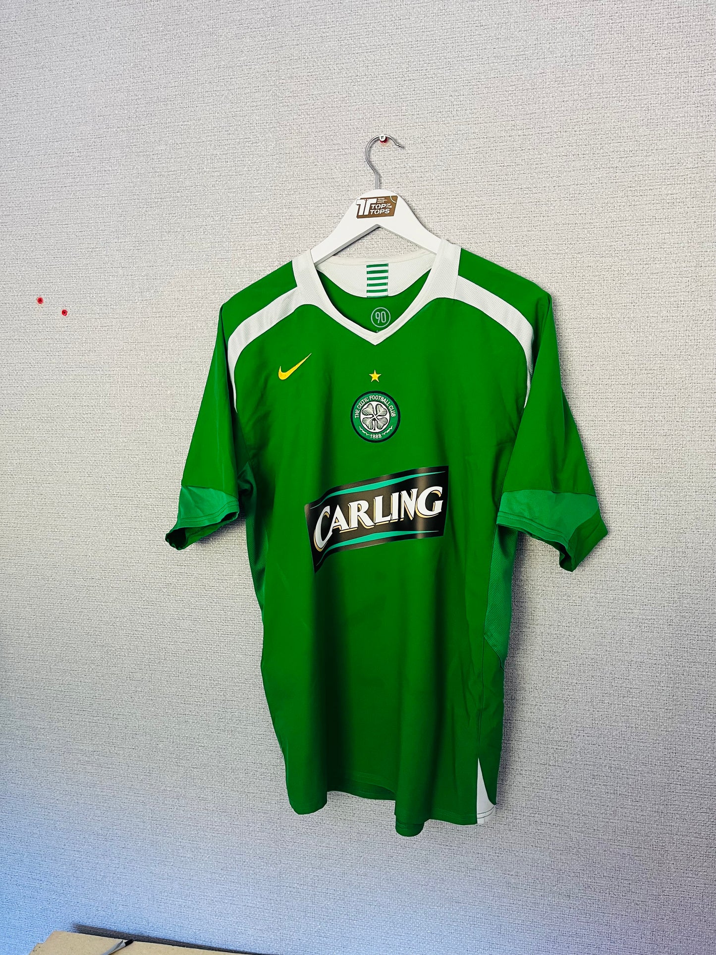 Glasgow Celtic away football shirt
2005/06 Keane Large