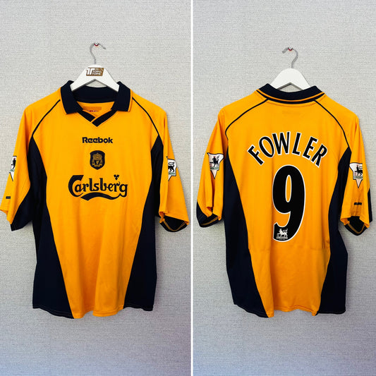 Liverpool away football shirt
2000/02 Fowler Large