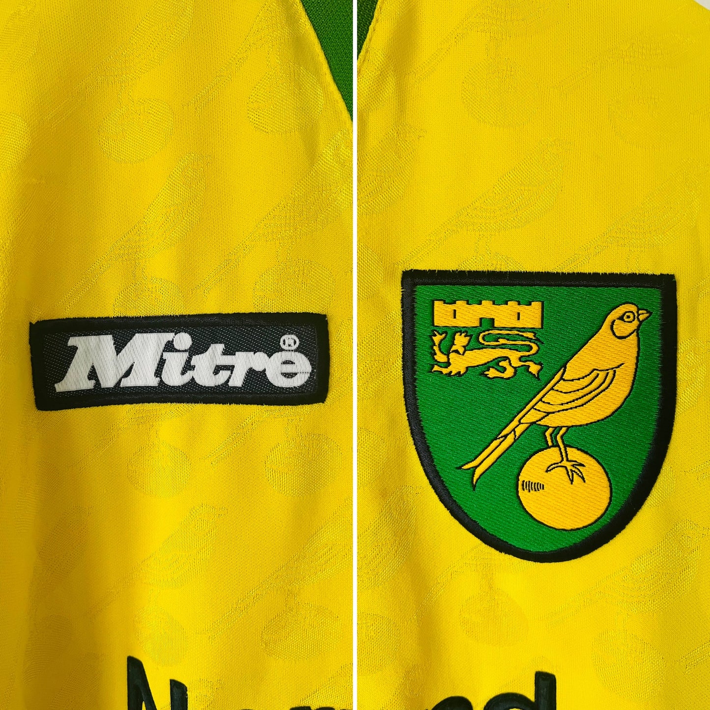 Norwich City home football shirt
1996/97 Large