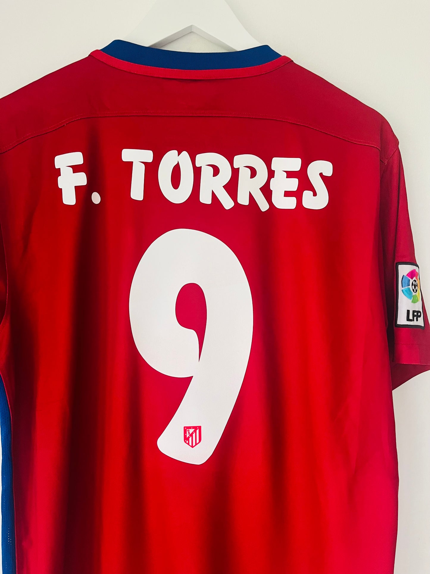 Atletico Madrid home football shirt 2015/16 Torres Large