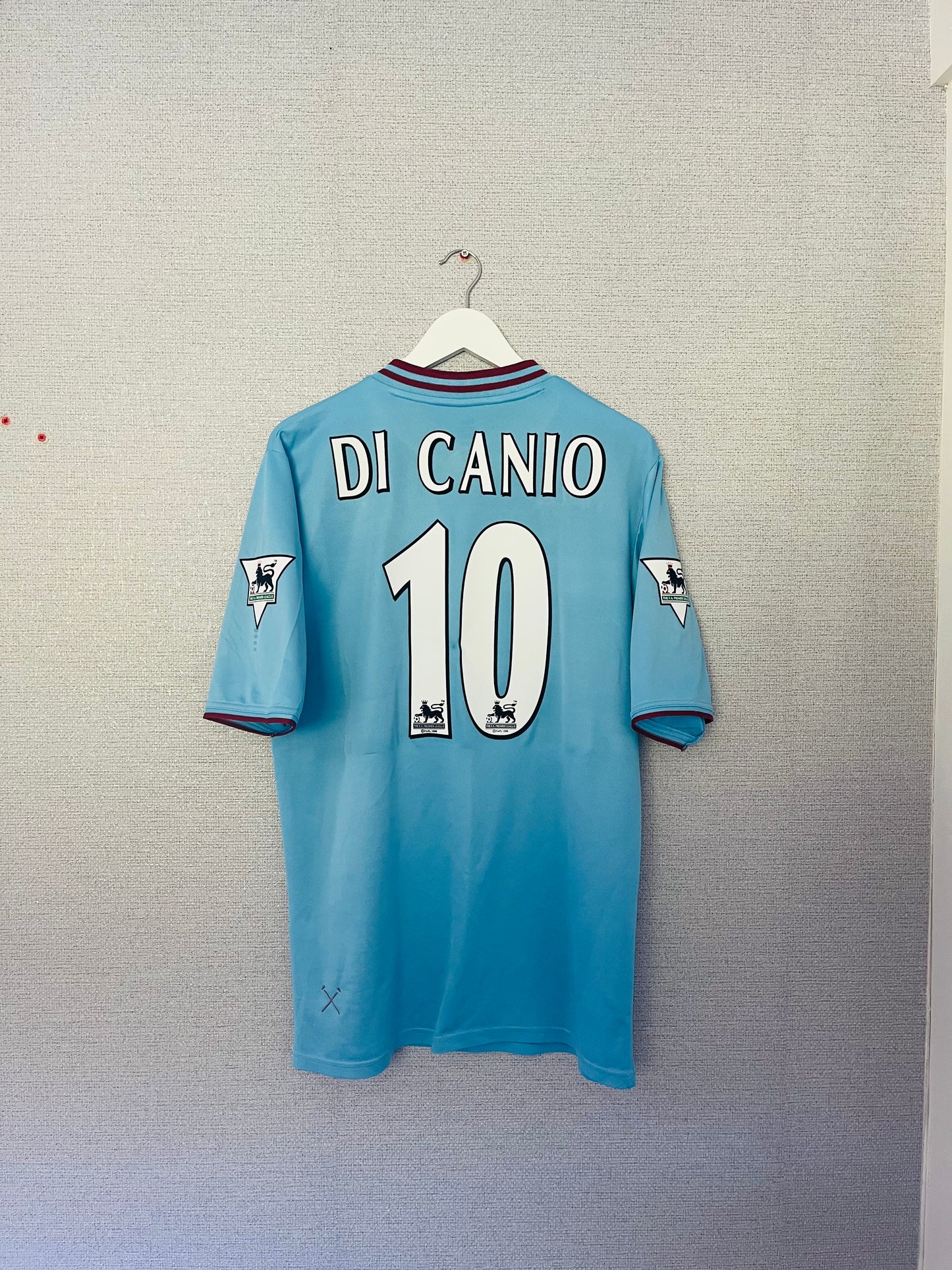 West Ham United away football shirt 2001/04 Di Canio Medium/Large