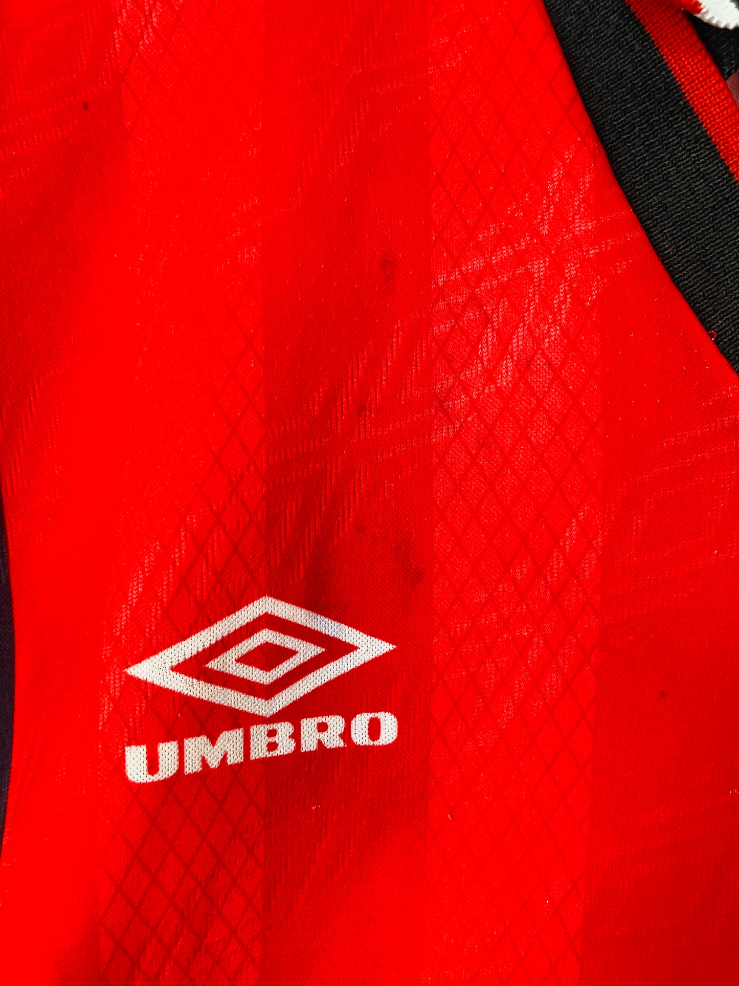 Nottingham Forest home football shirt
1994/96 Collymore Medium