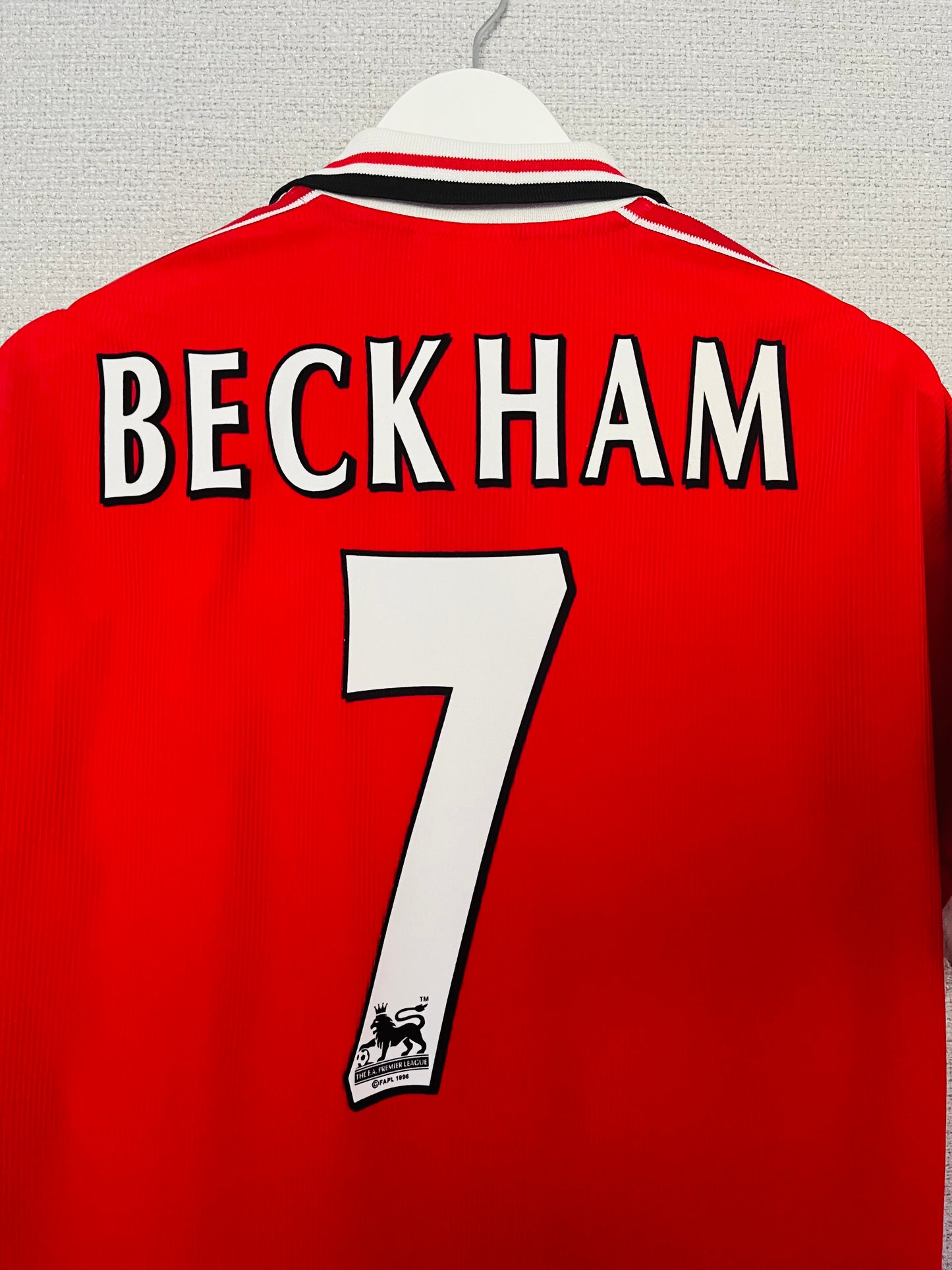 Manchester United home football shirt 1998/2000 Beckham Medium