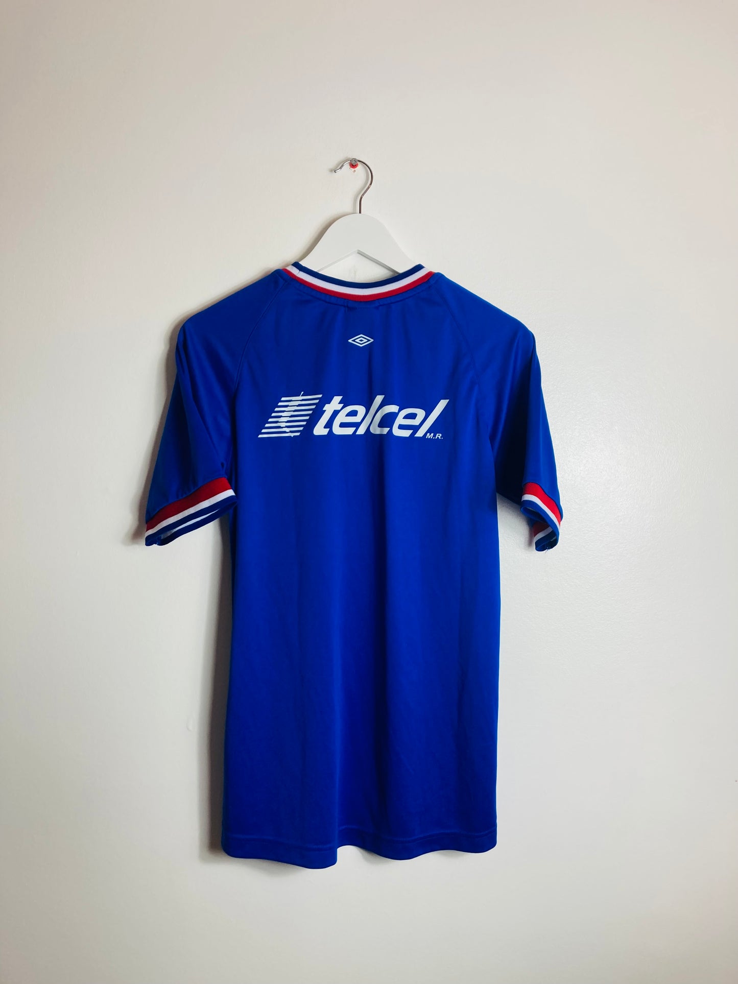 Cruz Azul home football shirt
2010/11 medium