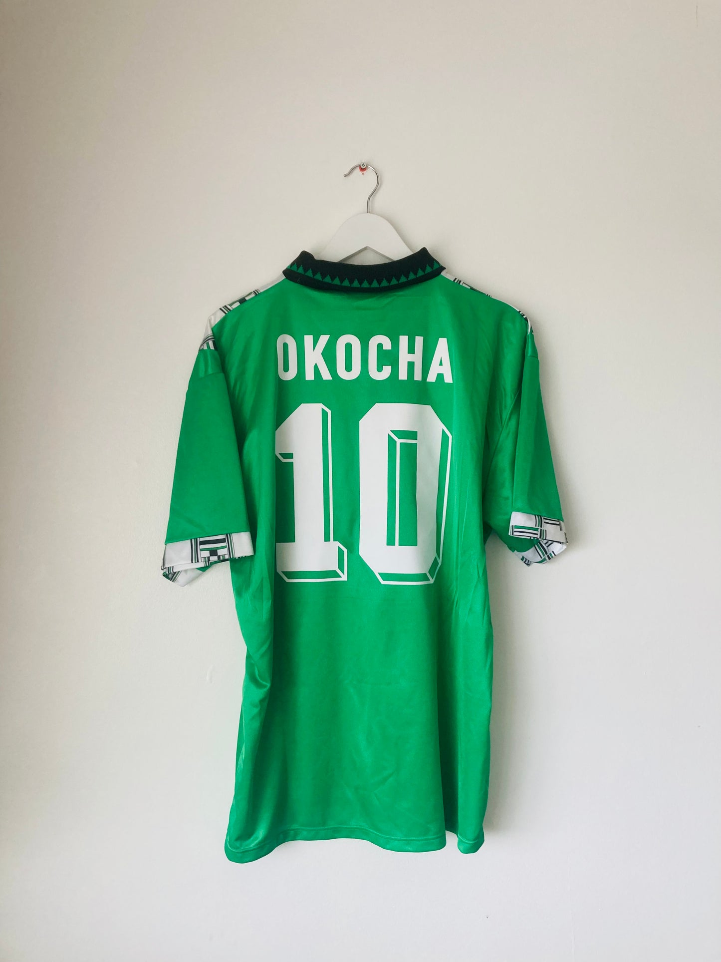 Nigeria home football shirt
W/C 1994 Okocha XL