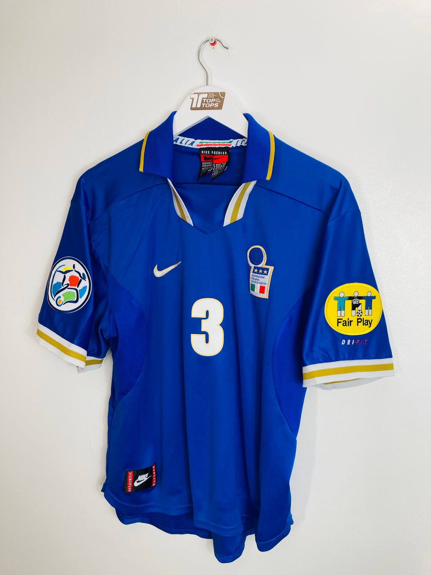 Italy home football shirt Euro 1996 Maldini Medium fit