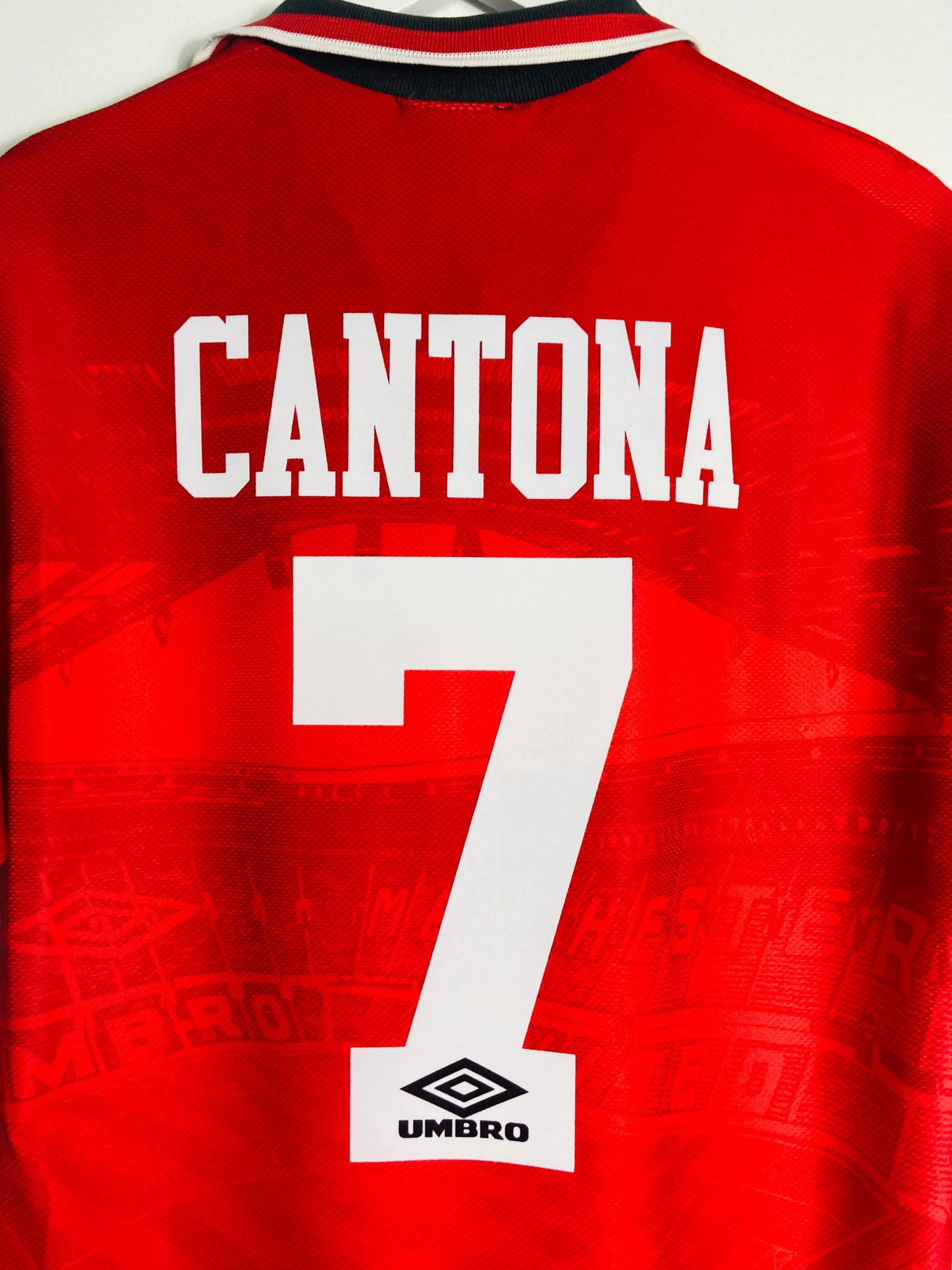 Manchester United home football shirt 1994/96 Cantona Medium