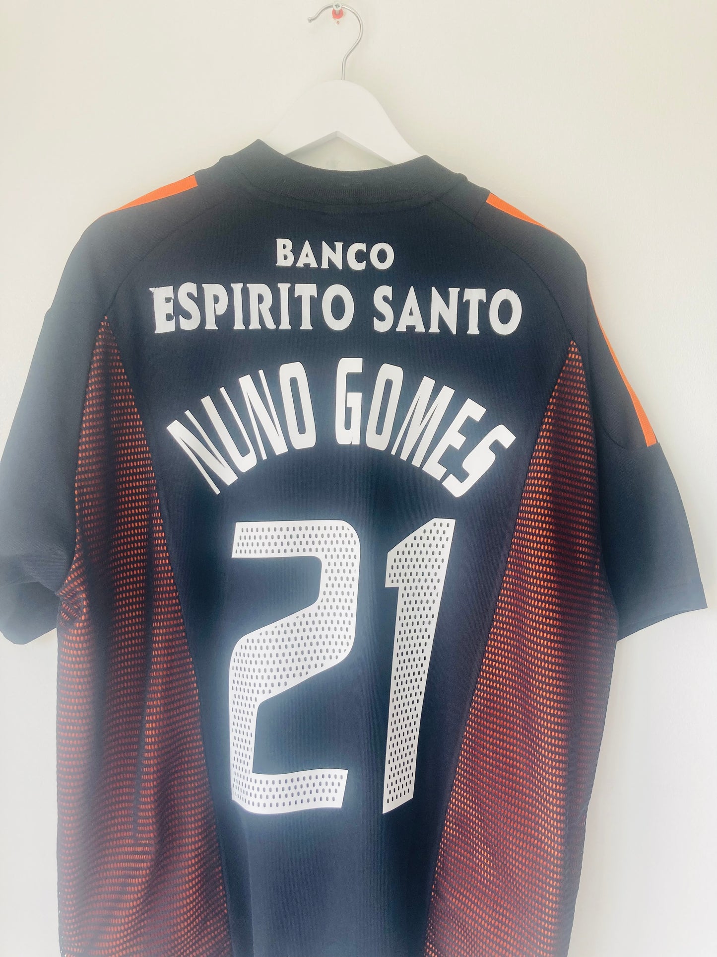 Benfica away football shirt 2002/03 Nuno Gomes XL