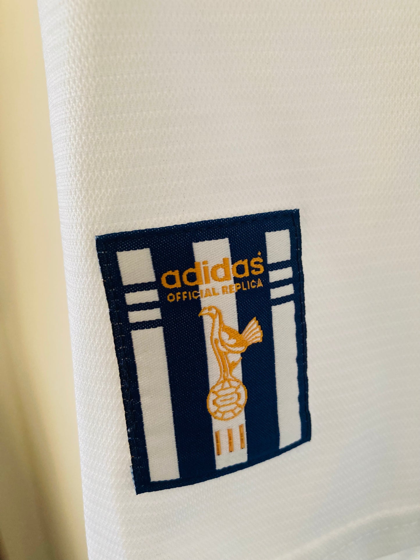 Tottenham Hotspur home football shirt
1999/2001 Ginola Large