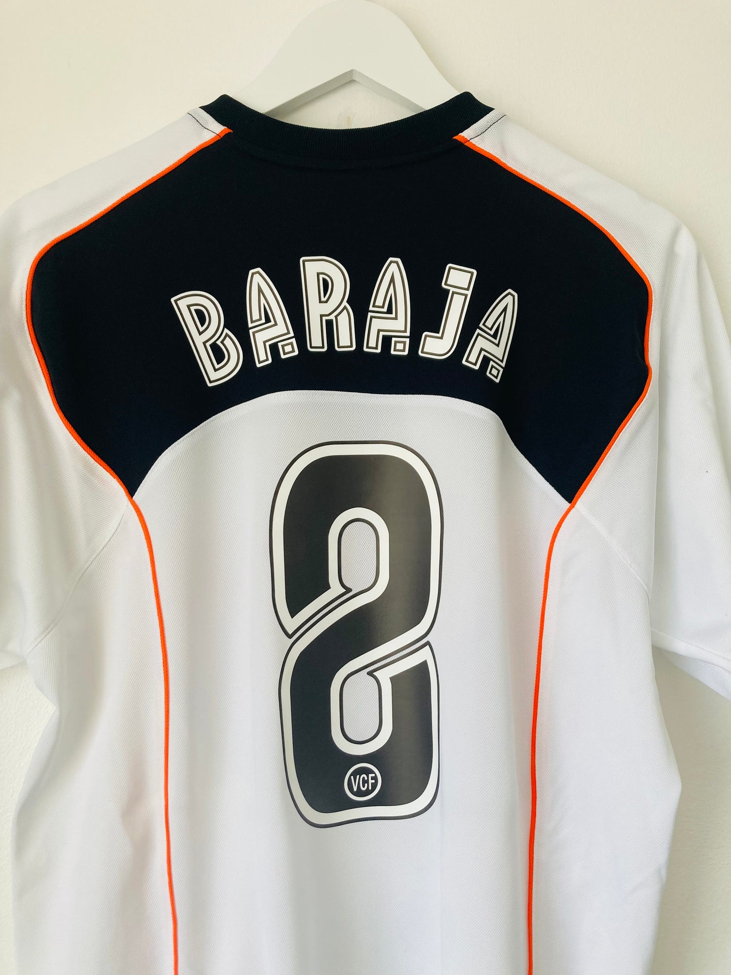 Valencia home football shirt
2004/05 Baraja Medium