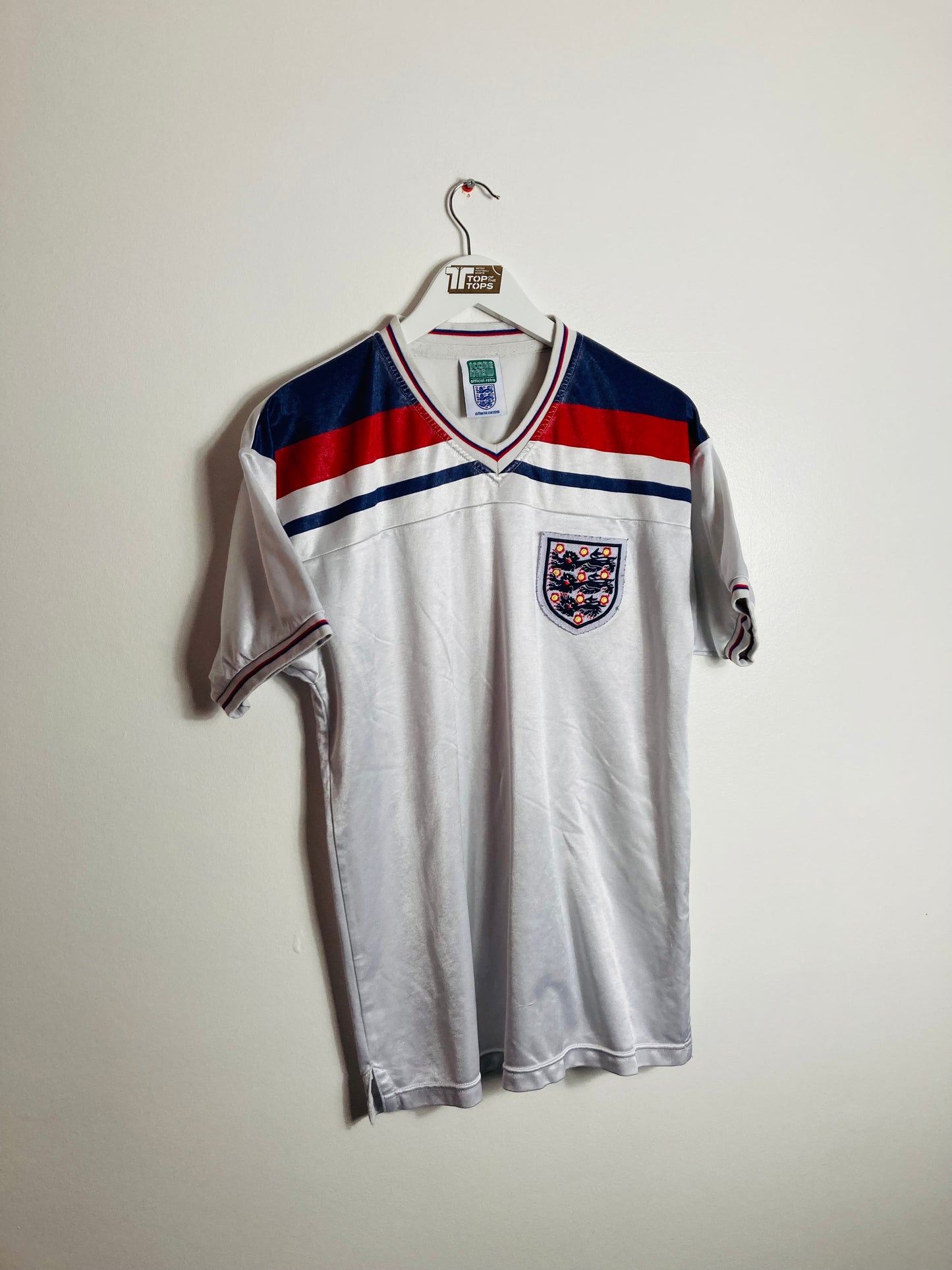 England scoredraw home football shirt 1982