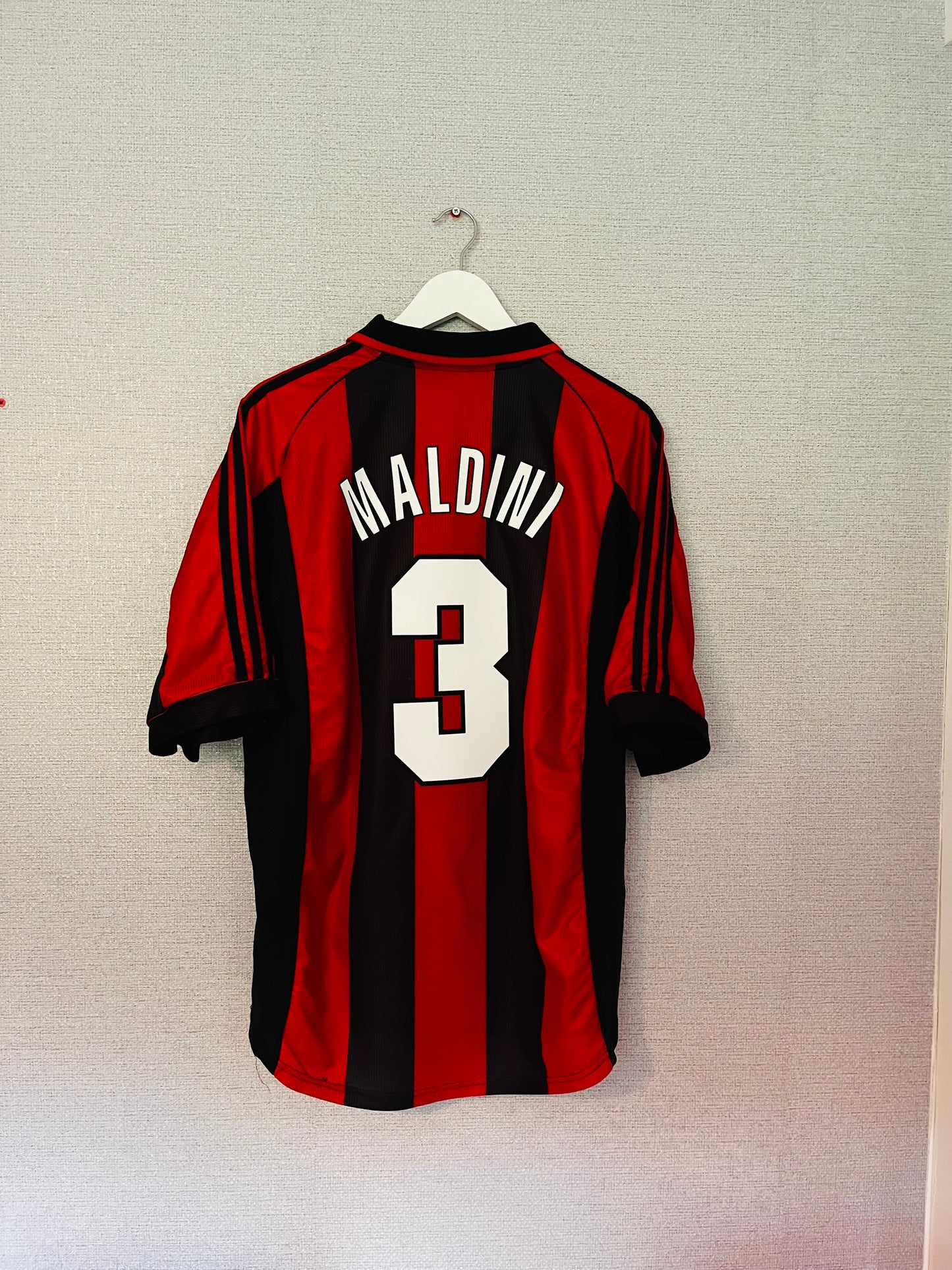 AC Milan home football shirt 1998/2000 Maldini XL