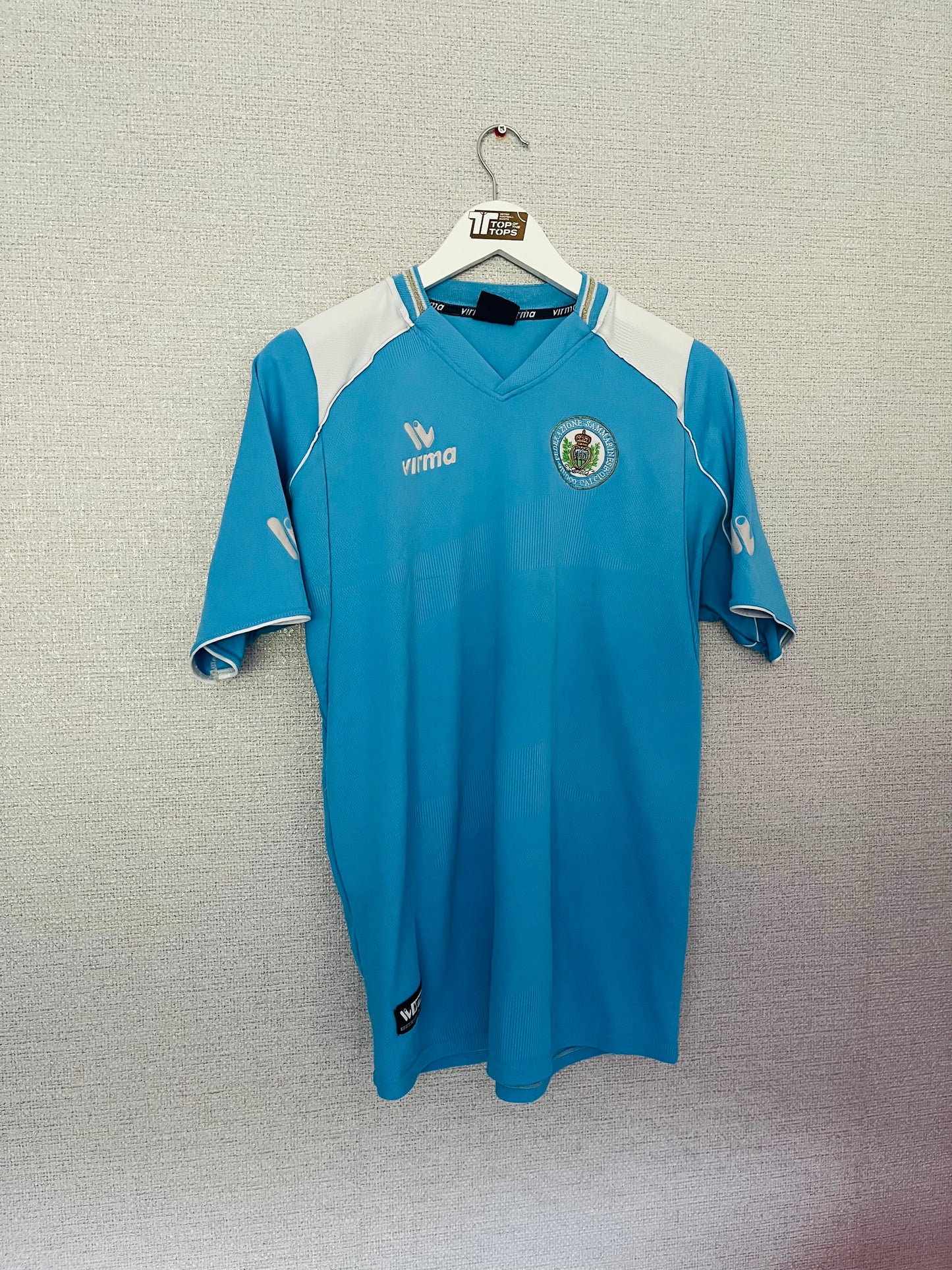 San Marino home football shirt 2004/07 Medium