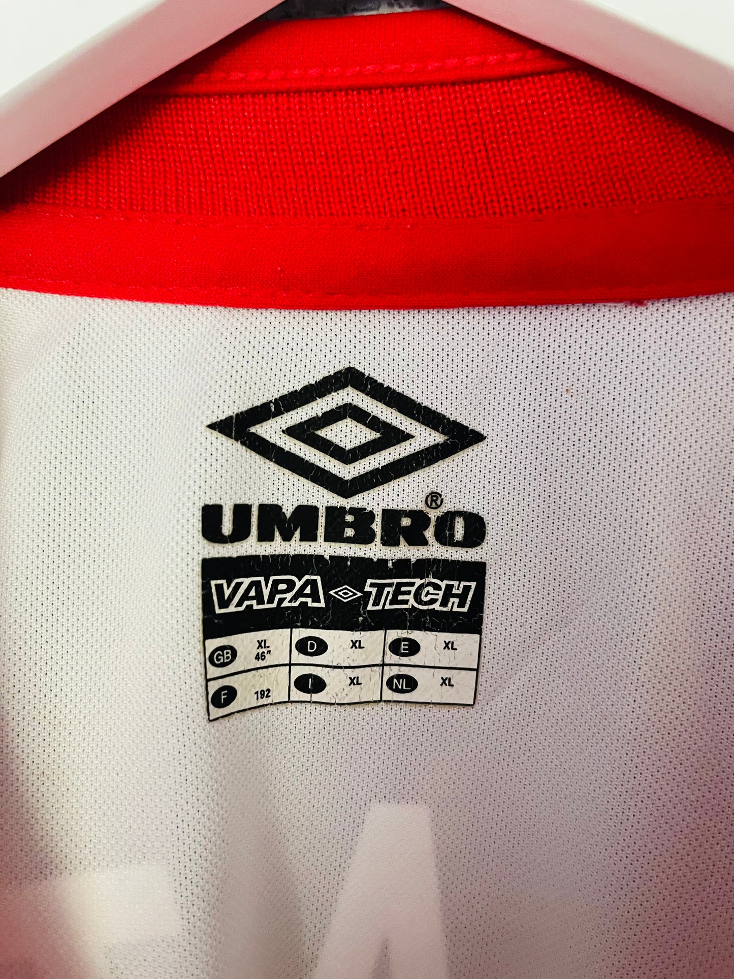 Nottingham Forest away football shirt 2000/01 Platt XL