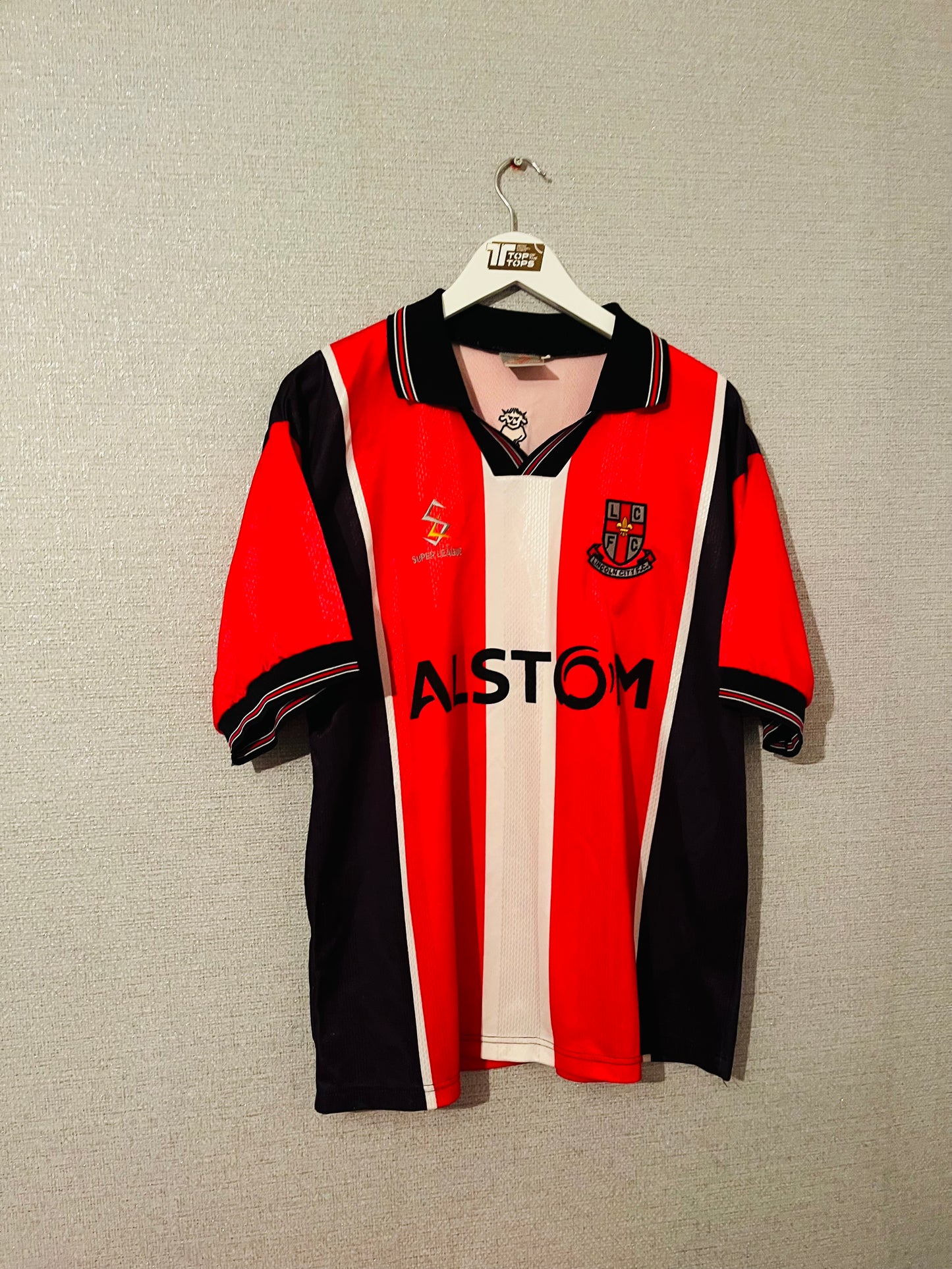 Lincoln City home football shirt
1998/99 Large