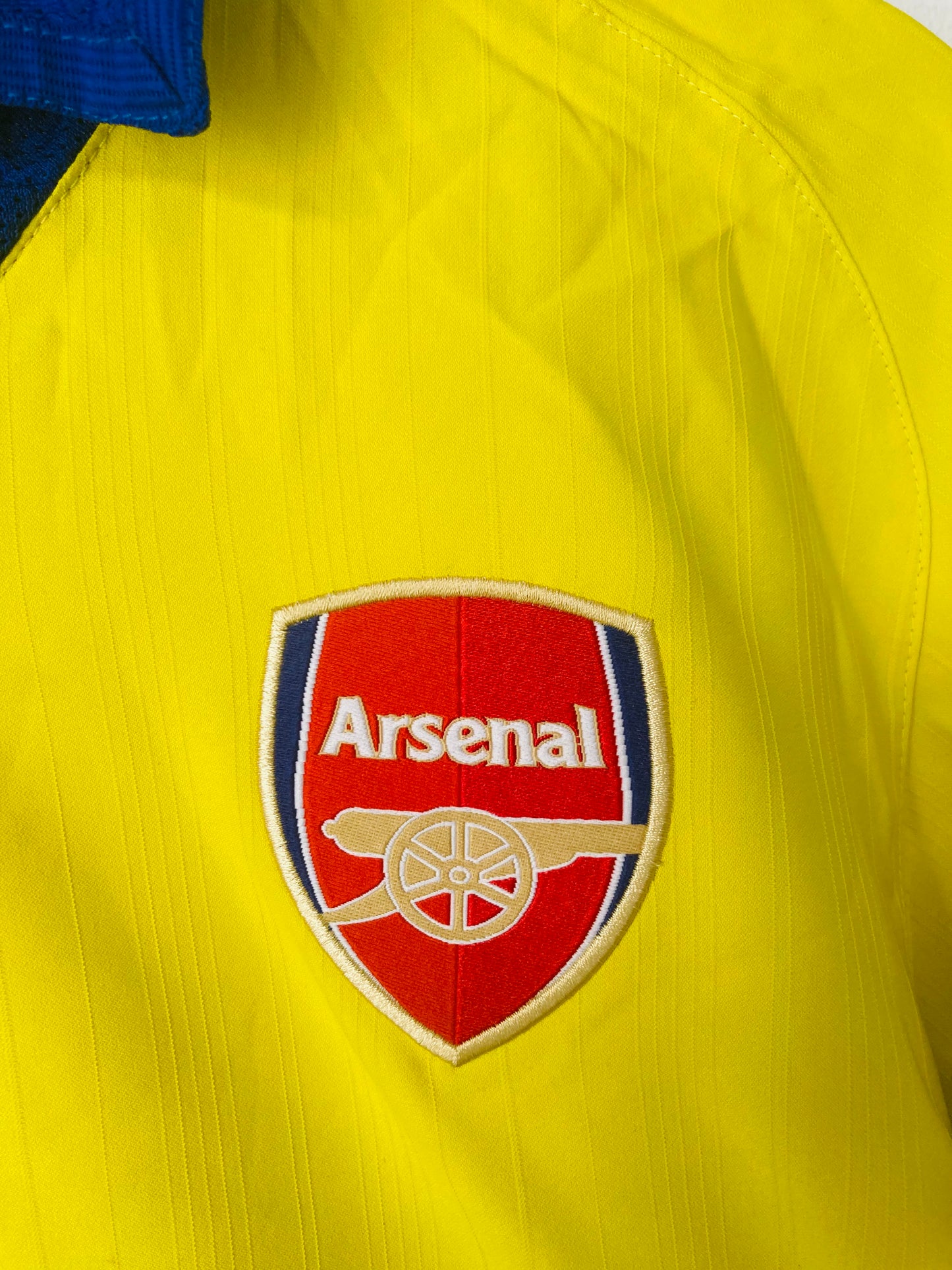 Arsenal away football shirt 2003/04 Bergkamp Medium