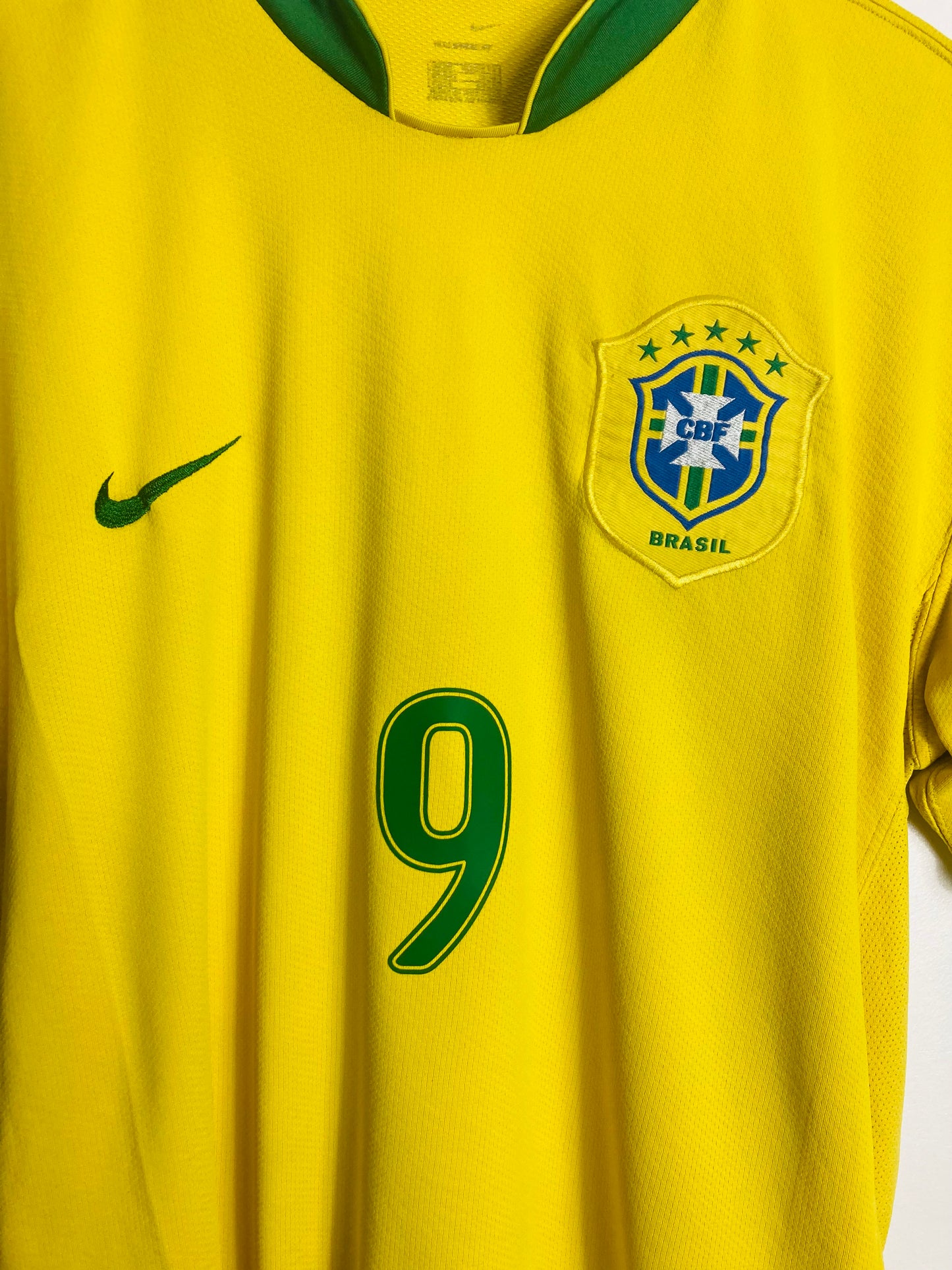Brazil home football shirt 2006/07 R9 Large