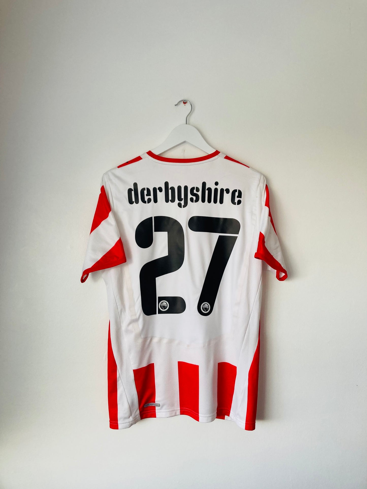 Olympiakos home football shirt 2008/09 Derbyshire Medium