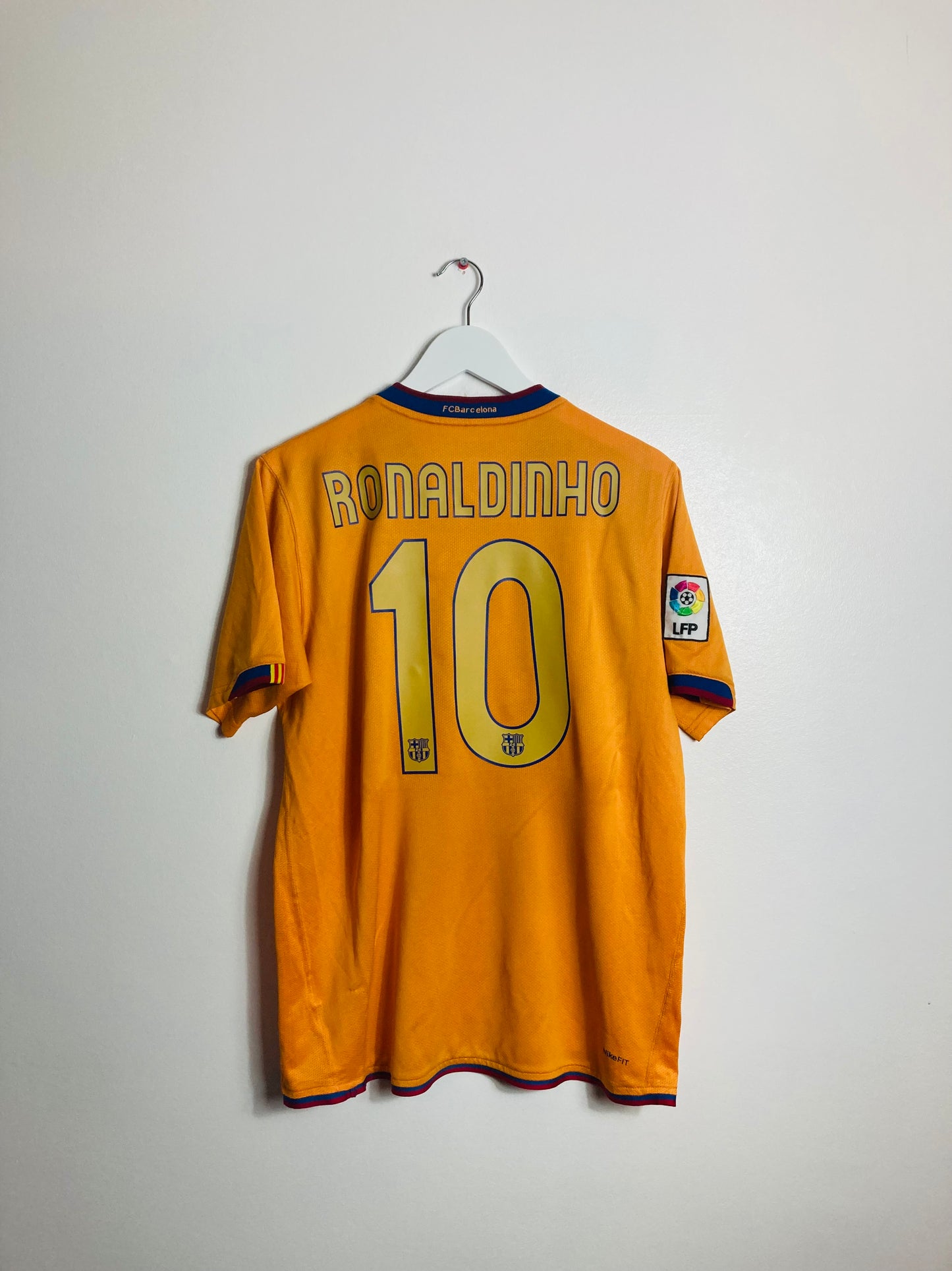 Barcelona third football shirt 2007/08 Ronaldinho Medium