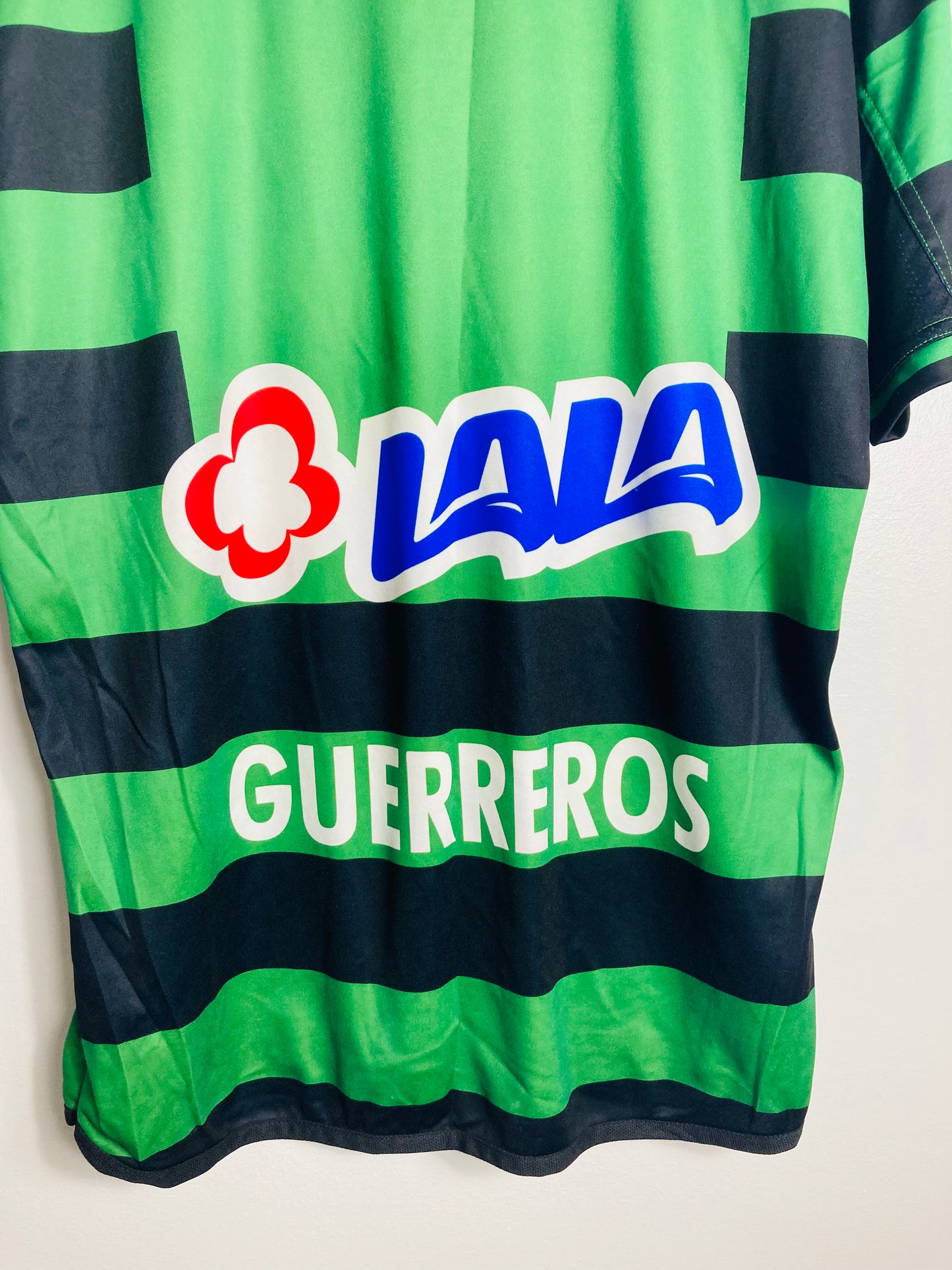 Santos Laguna third football shirt 2002/03 XL