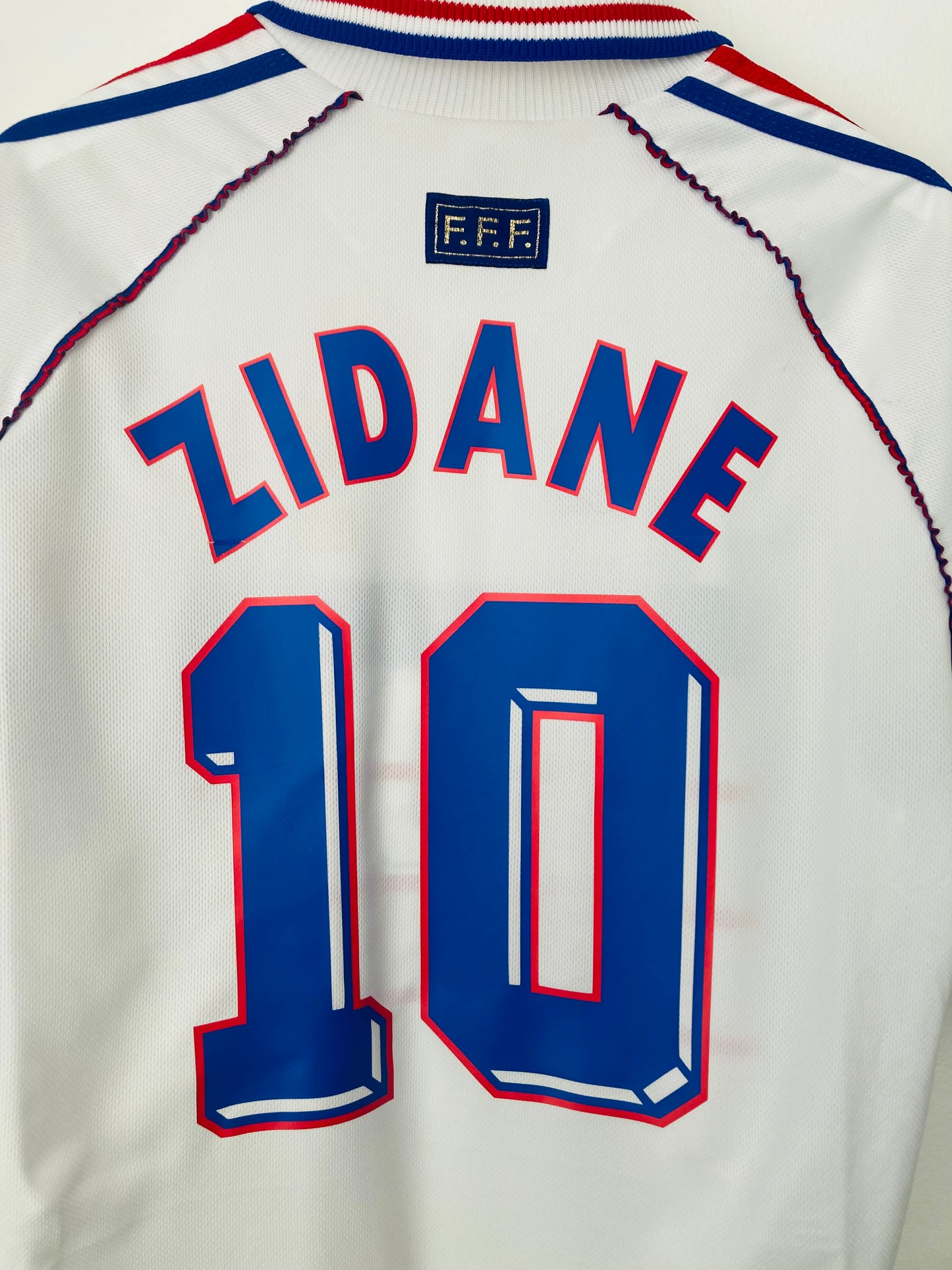 France away football shirt W/C1998 Zidane medium