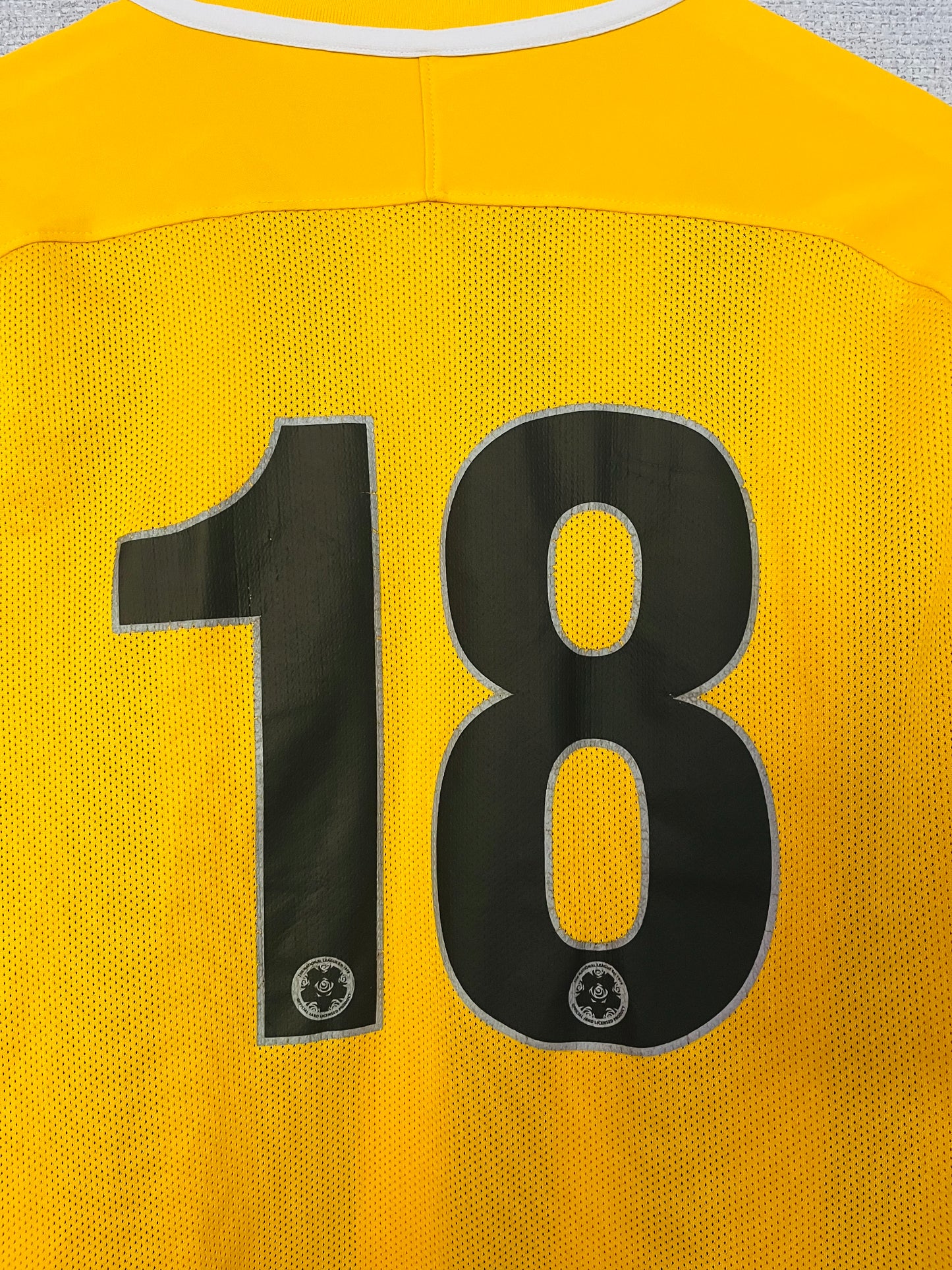 Boston United home football shirt 2018/19 no.18 Medium