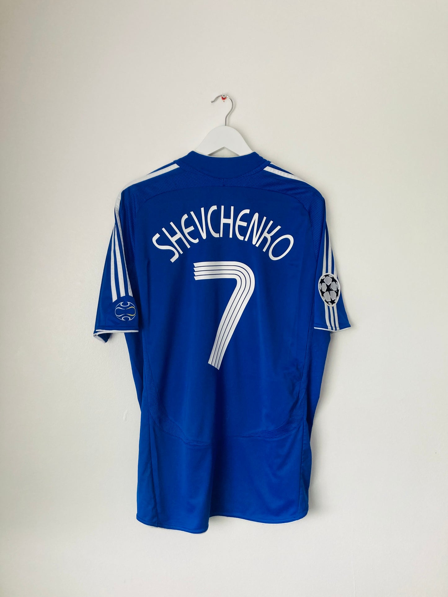 Chelsea home football shirt
2006/07 Shevchenko Large
