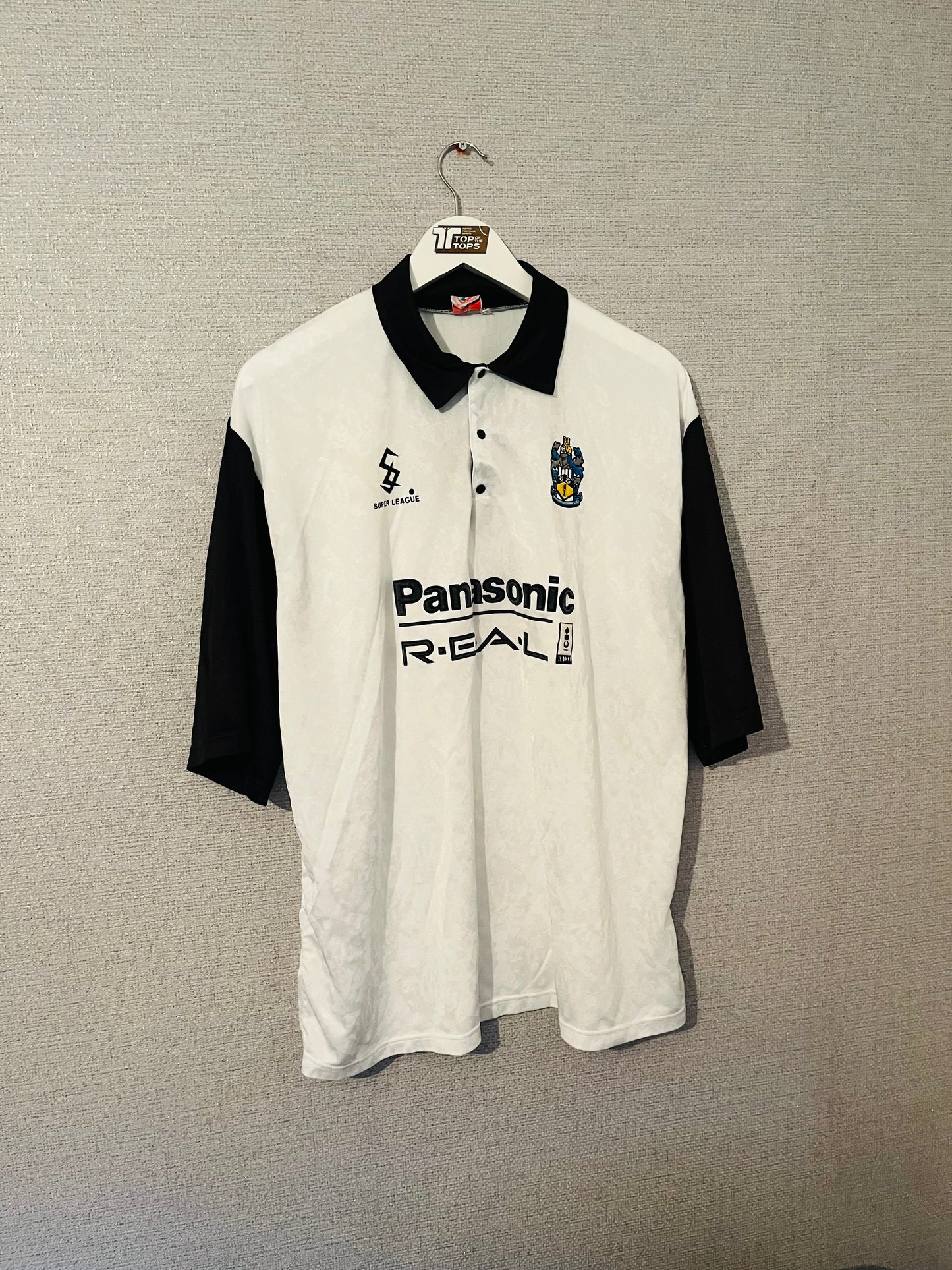 Huddersfield away football shirt
1995/96 XXL