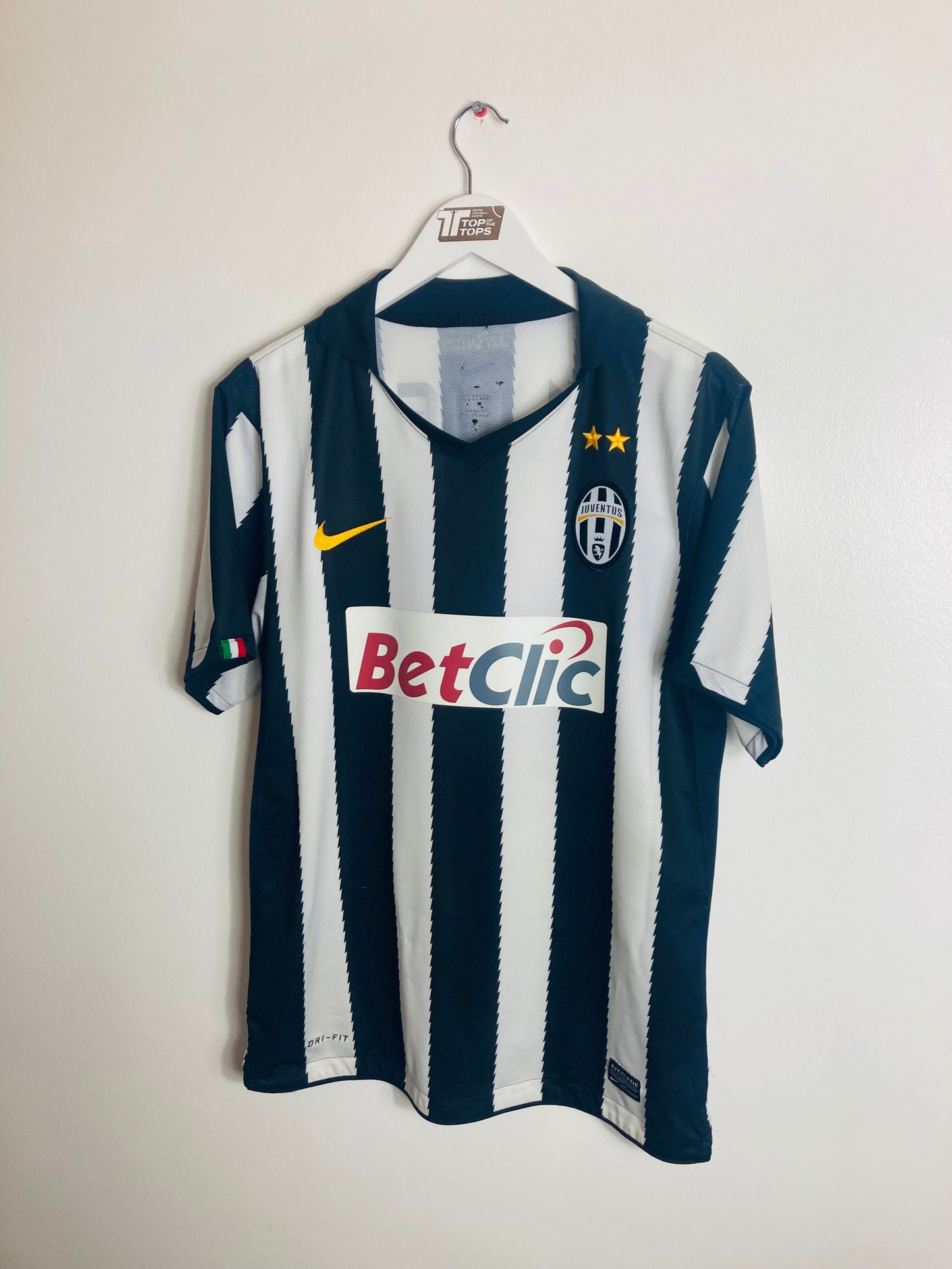 Juventus home football shirt
2010/11 Del Piero Medium
