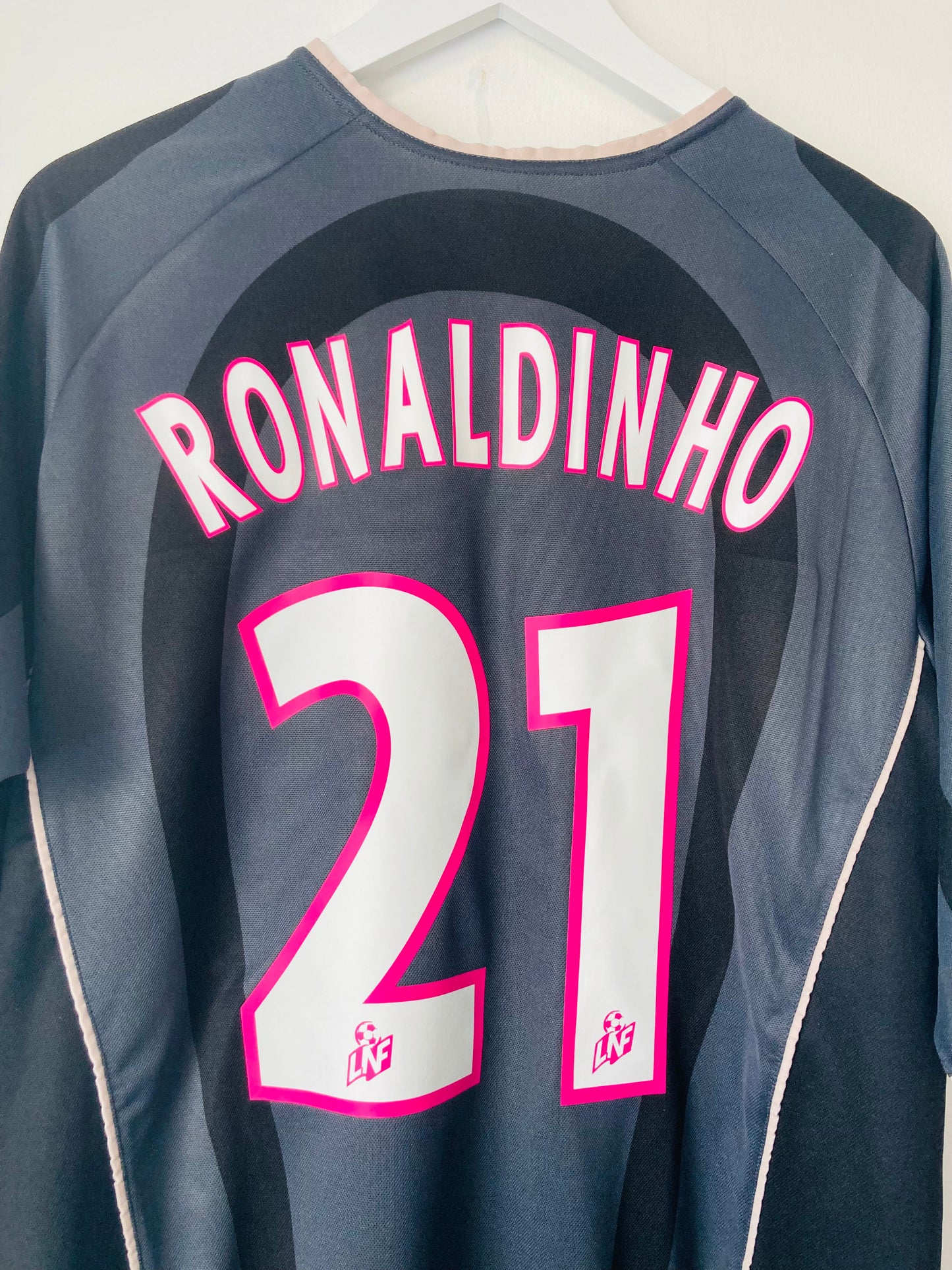 PSG third football shirt 2001/02 Ronaldinho XL