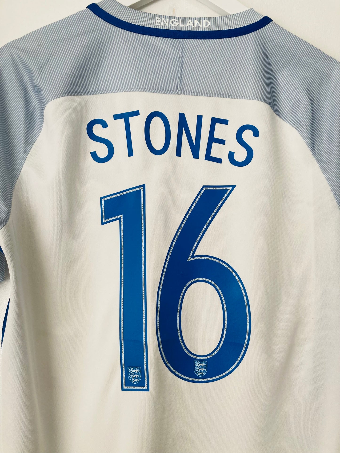 England home football shirt 2016/17 Stones Medium