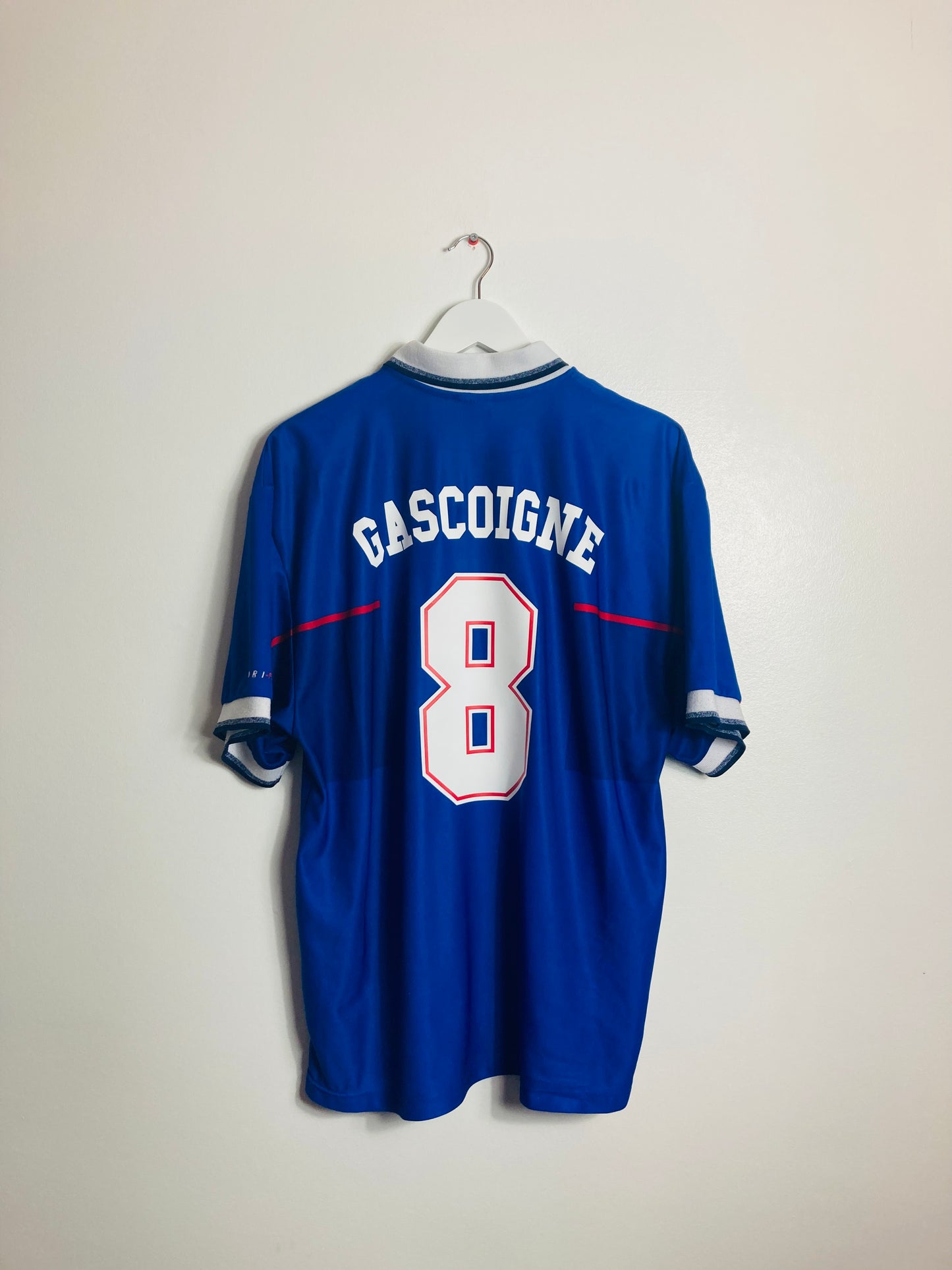 Rangers home football shirt
1997/99 Gascoigne XL