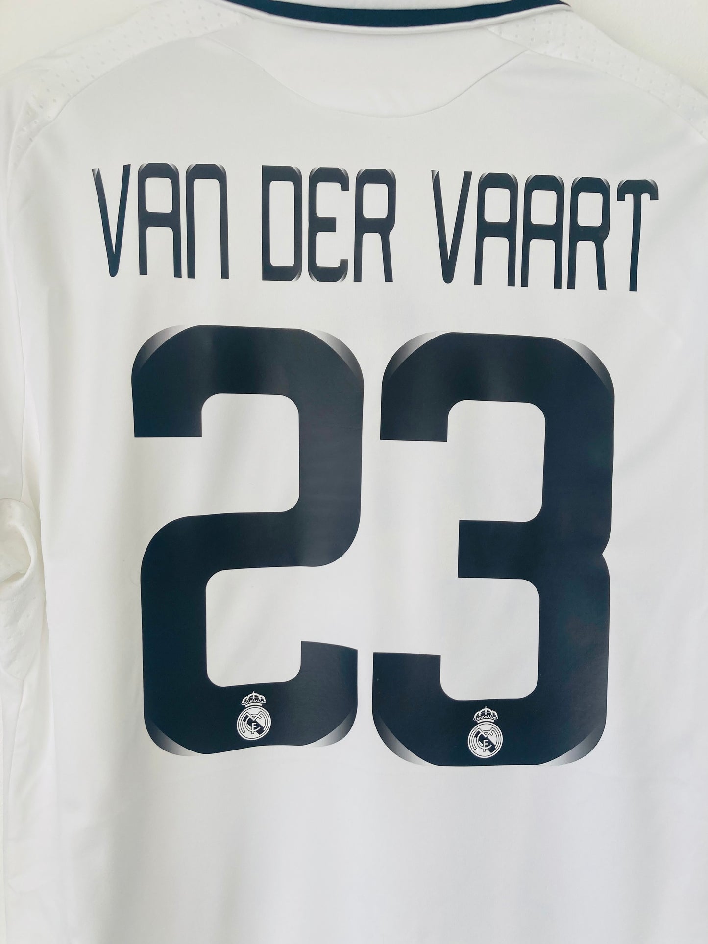 Real Madrid home football shirt 2008/09 Van Der Vaart Large