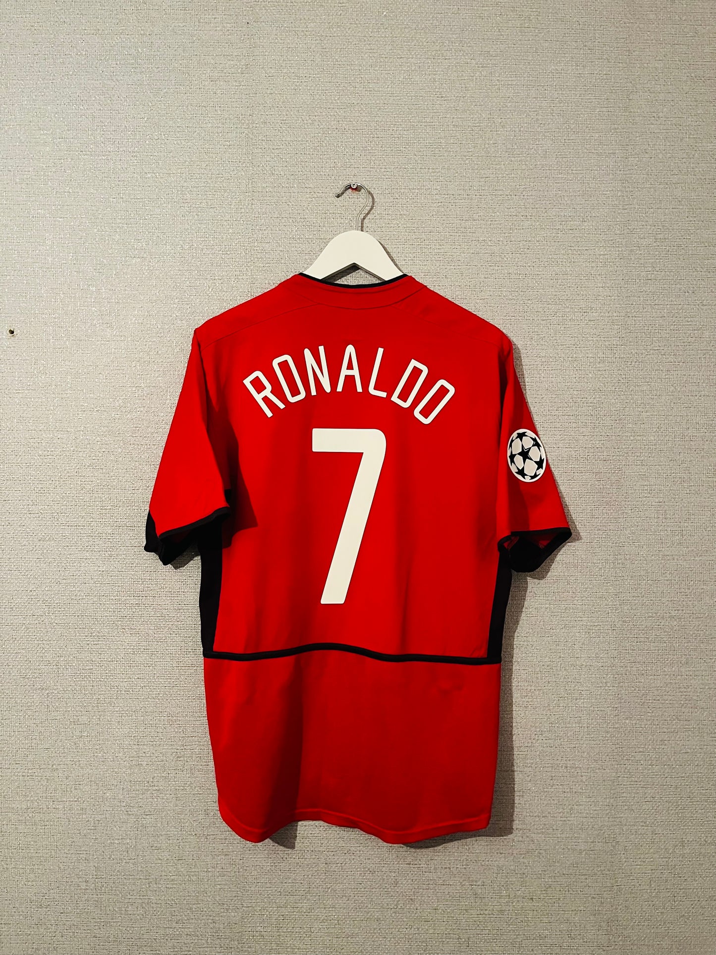 Manchester United home football shirt 2003/04 CR7 Medium