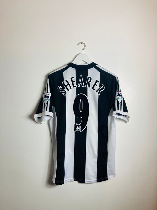Newcastle United home football shirt 2001/03 Shearer medium